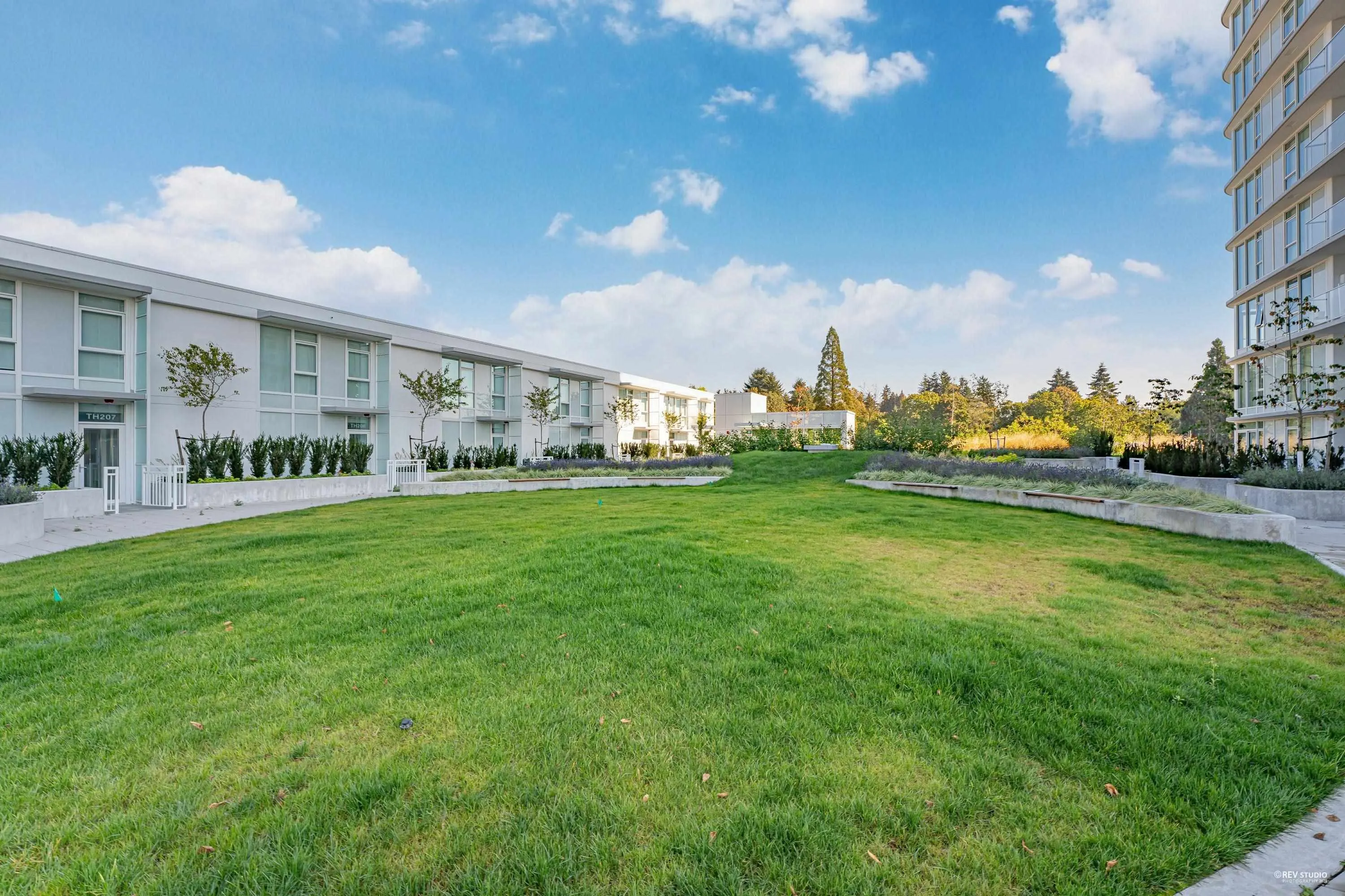 1002 13685 102 Avenue