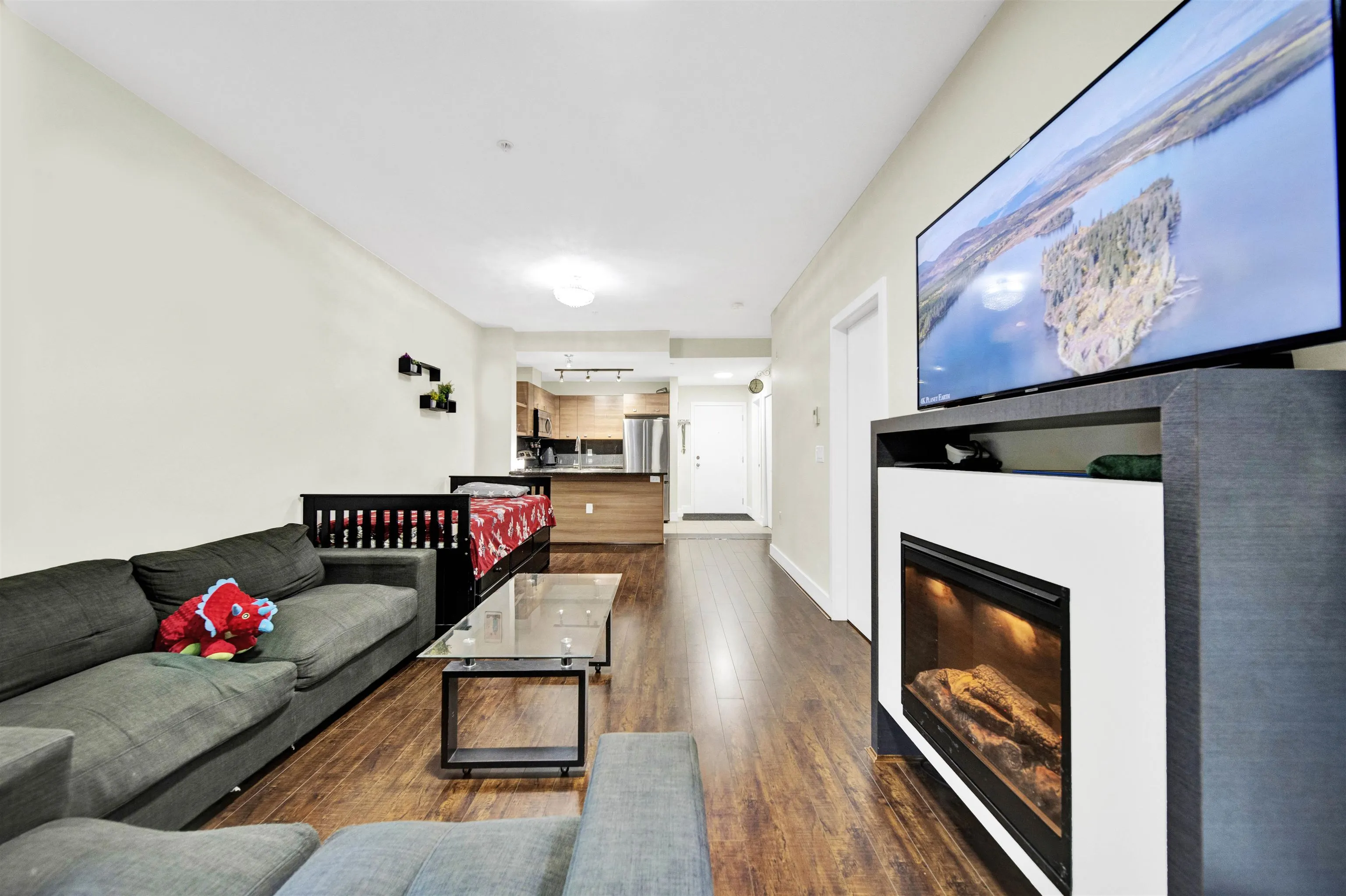 131 6628 120 Street