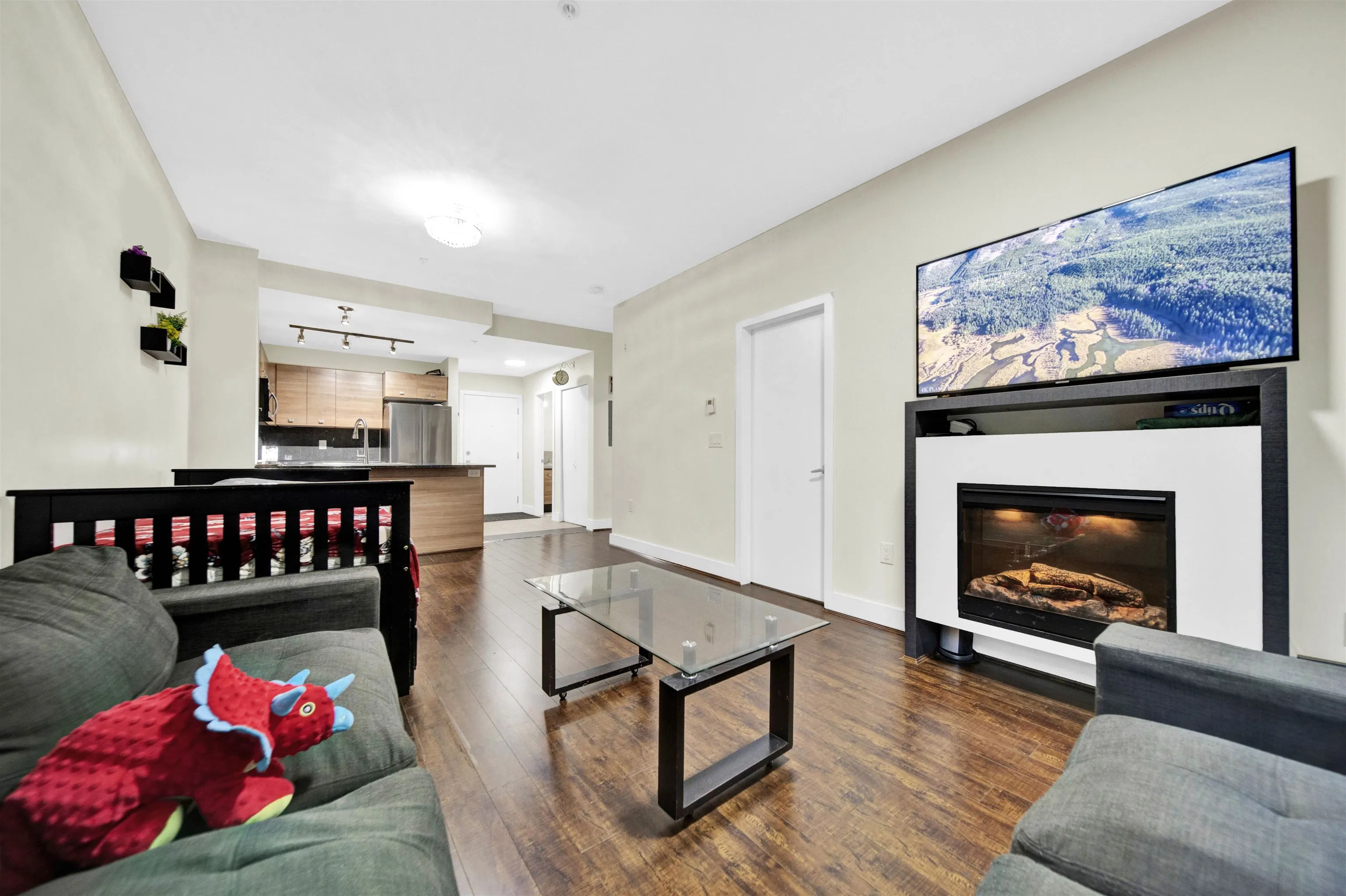 131 6628 120 Street