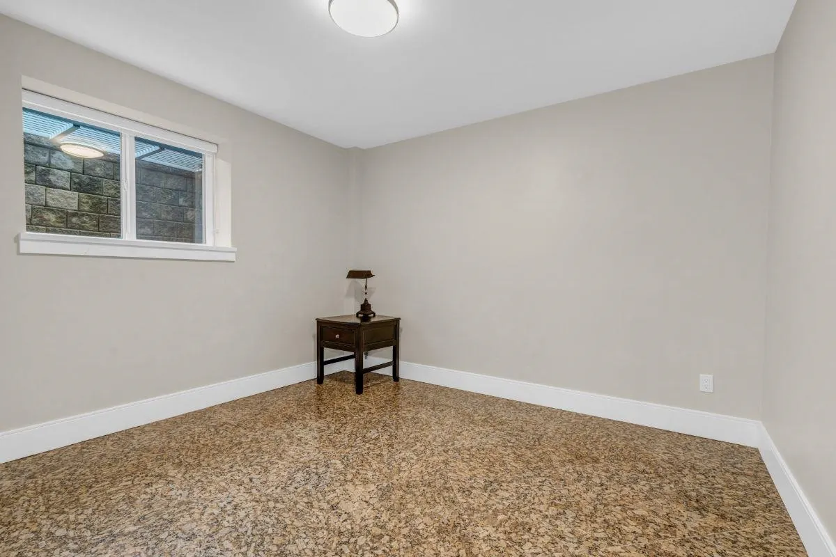 Basement 5109 Sussex Avenue