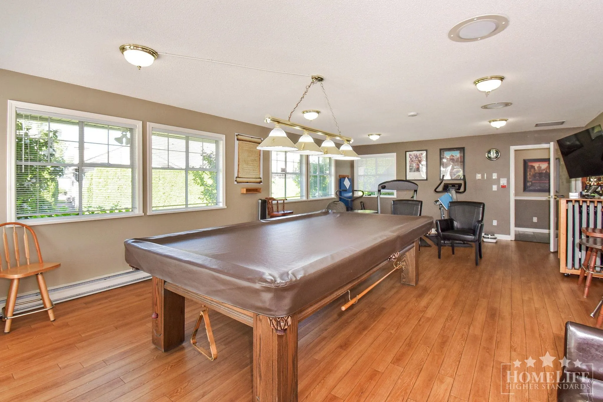 4 9012 Walnut Grove Drive
