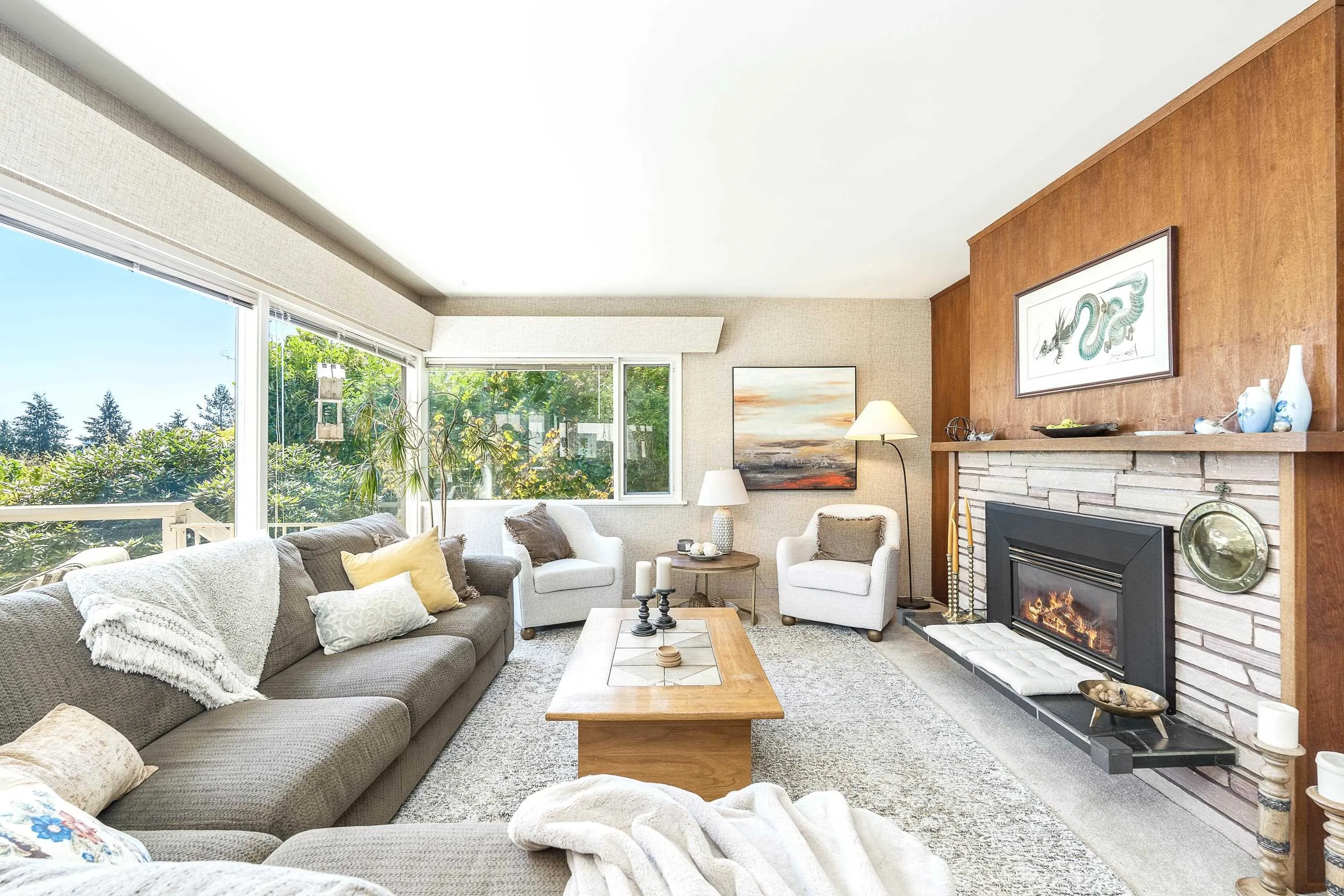 792 Anderson Crescent