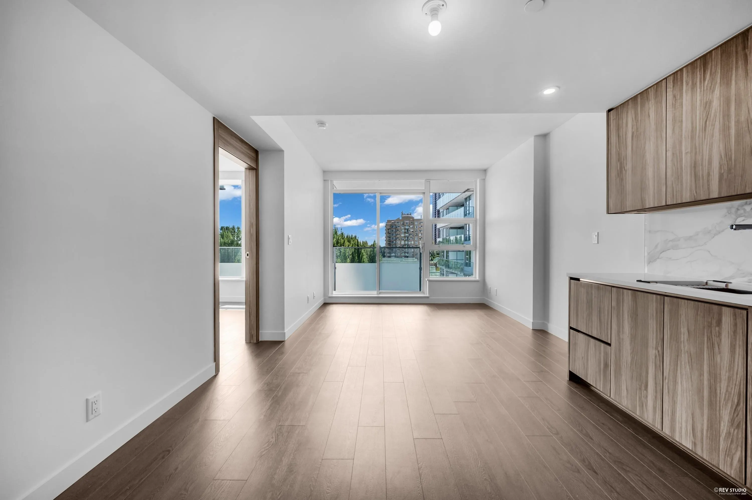 805 13778 100 Avenue