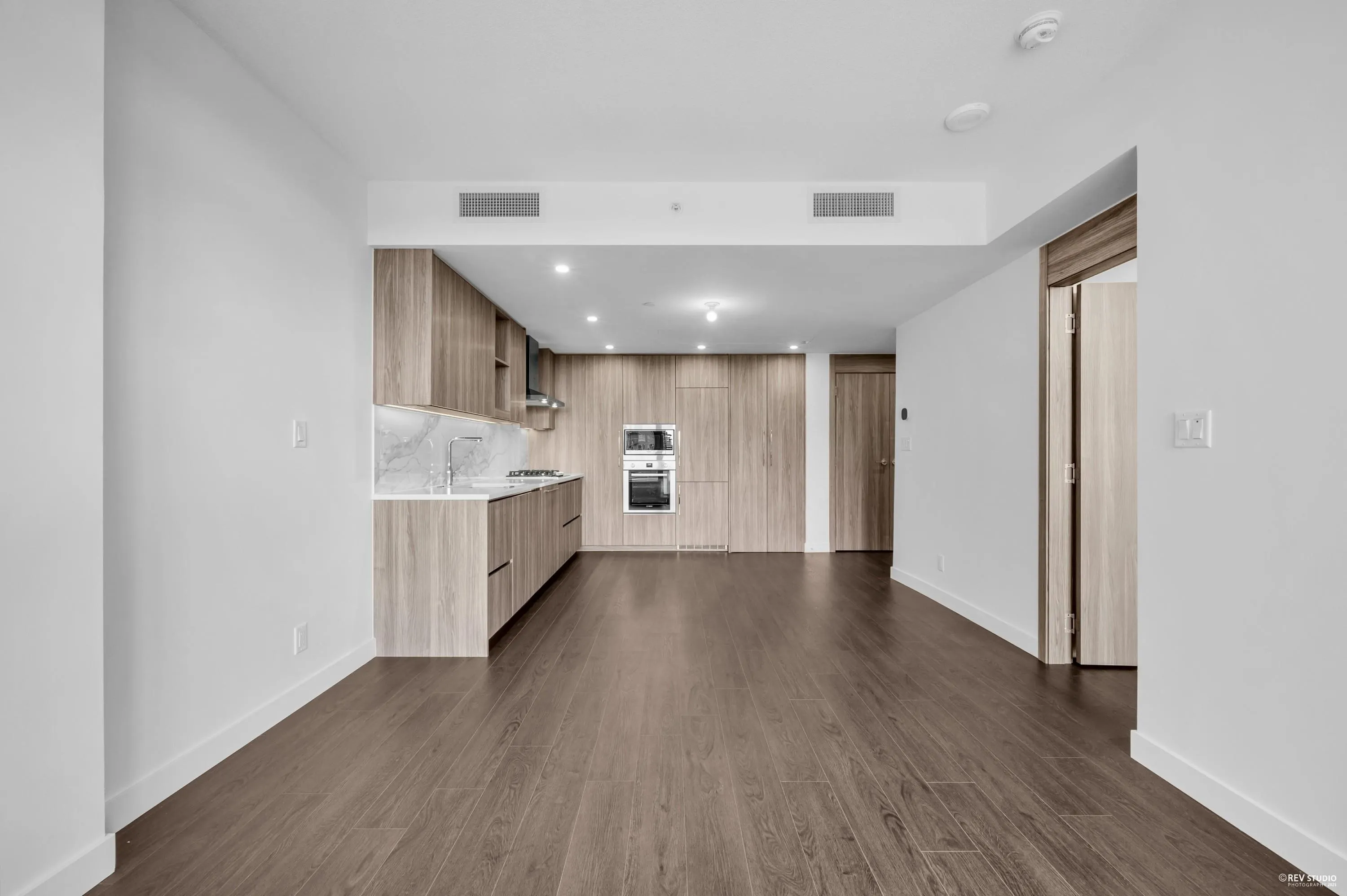 805 13778 100 Avenue
