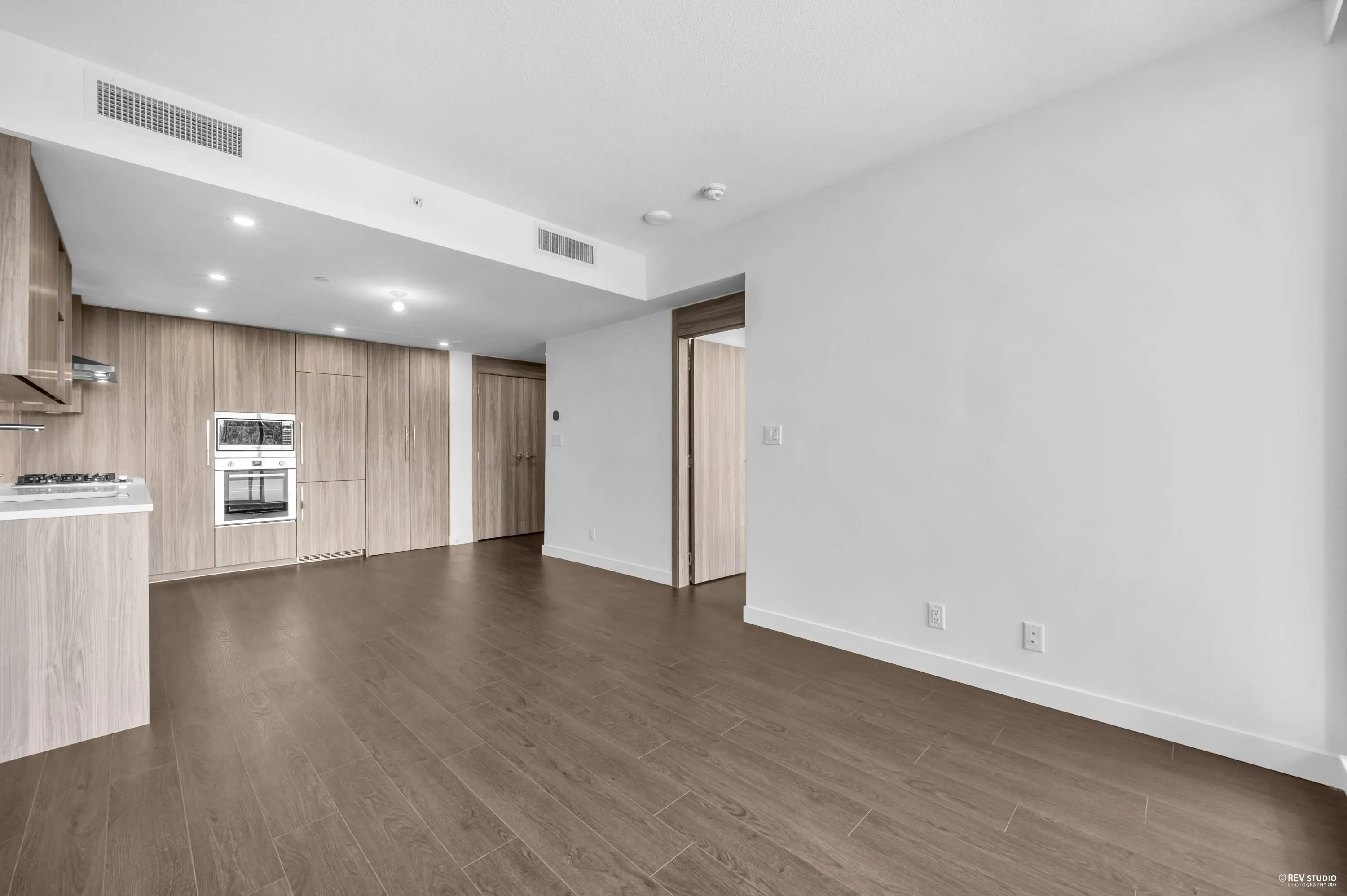 805 13778 100 Avenue