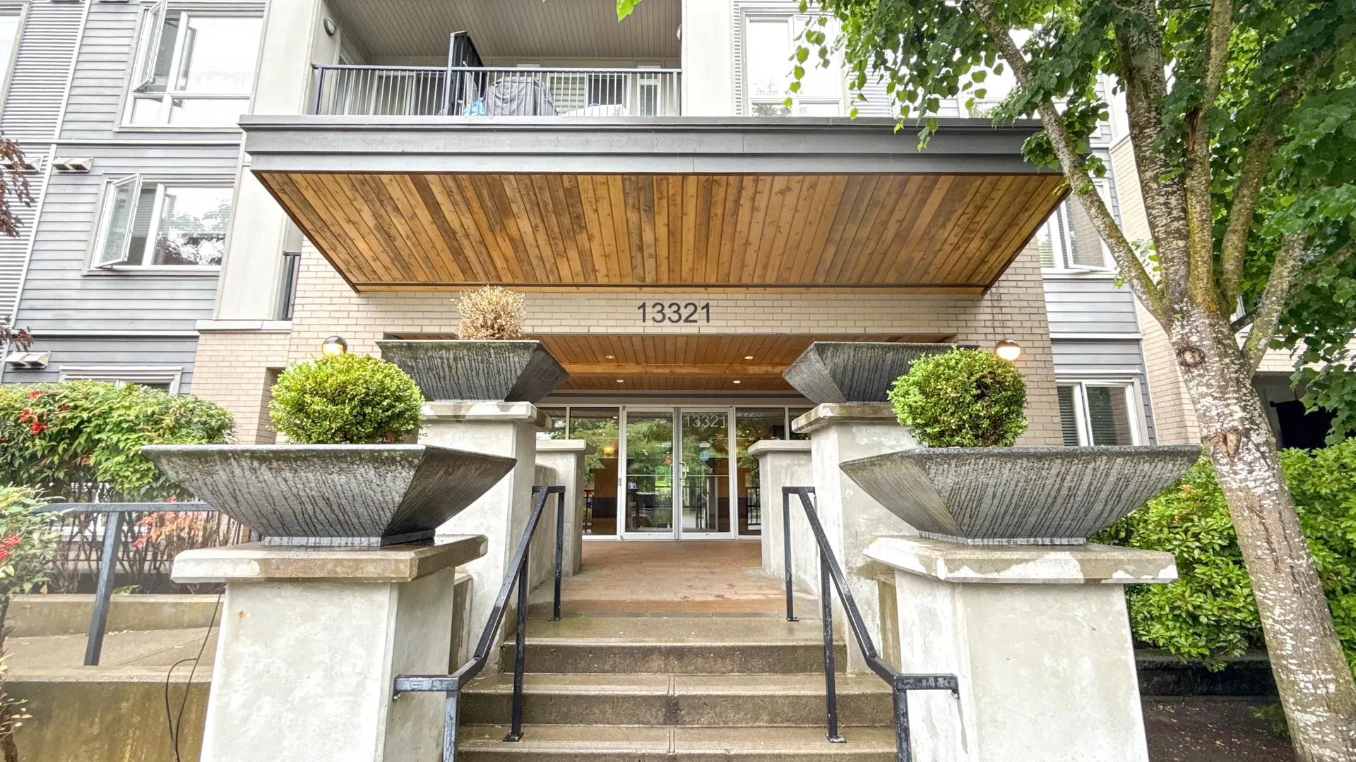 112 13321 102 A Avenue
