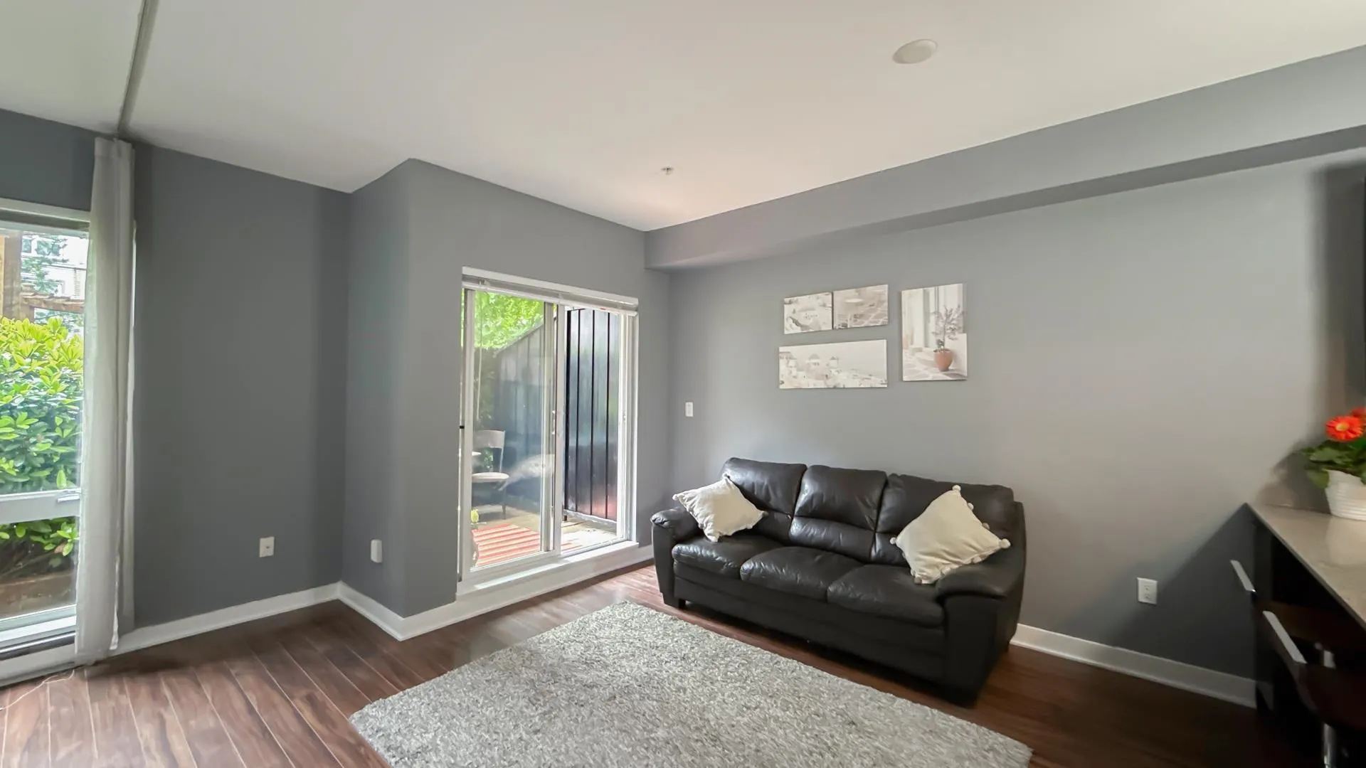 112 13321 102 A Avenue