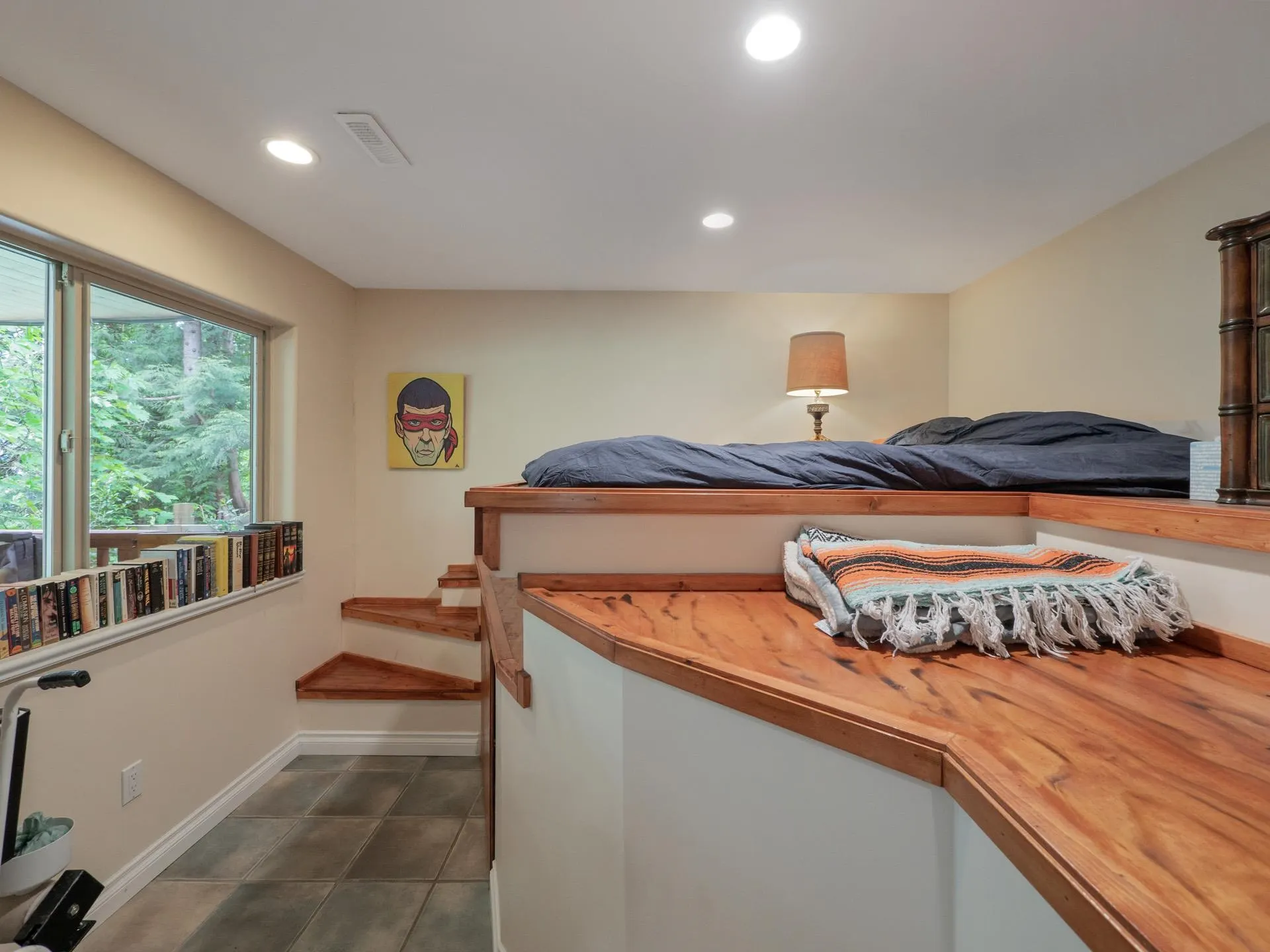 5836 Marine Way