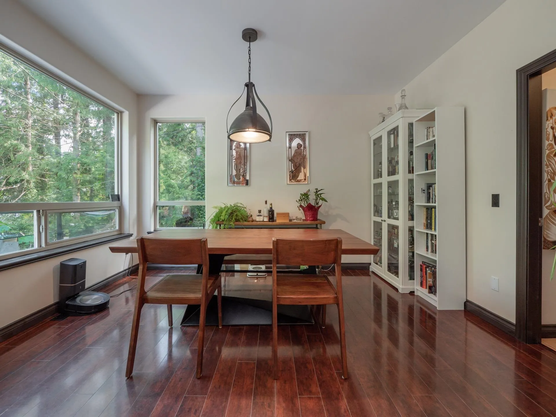 5836 Marine Way