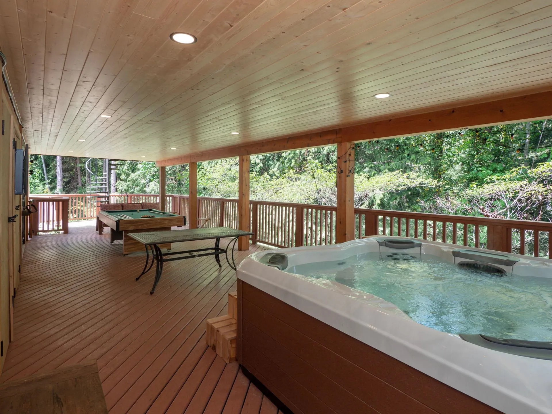 5836 Marine Way
