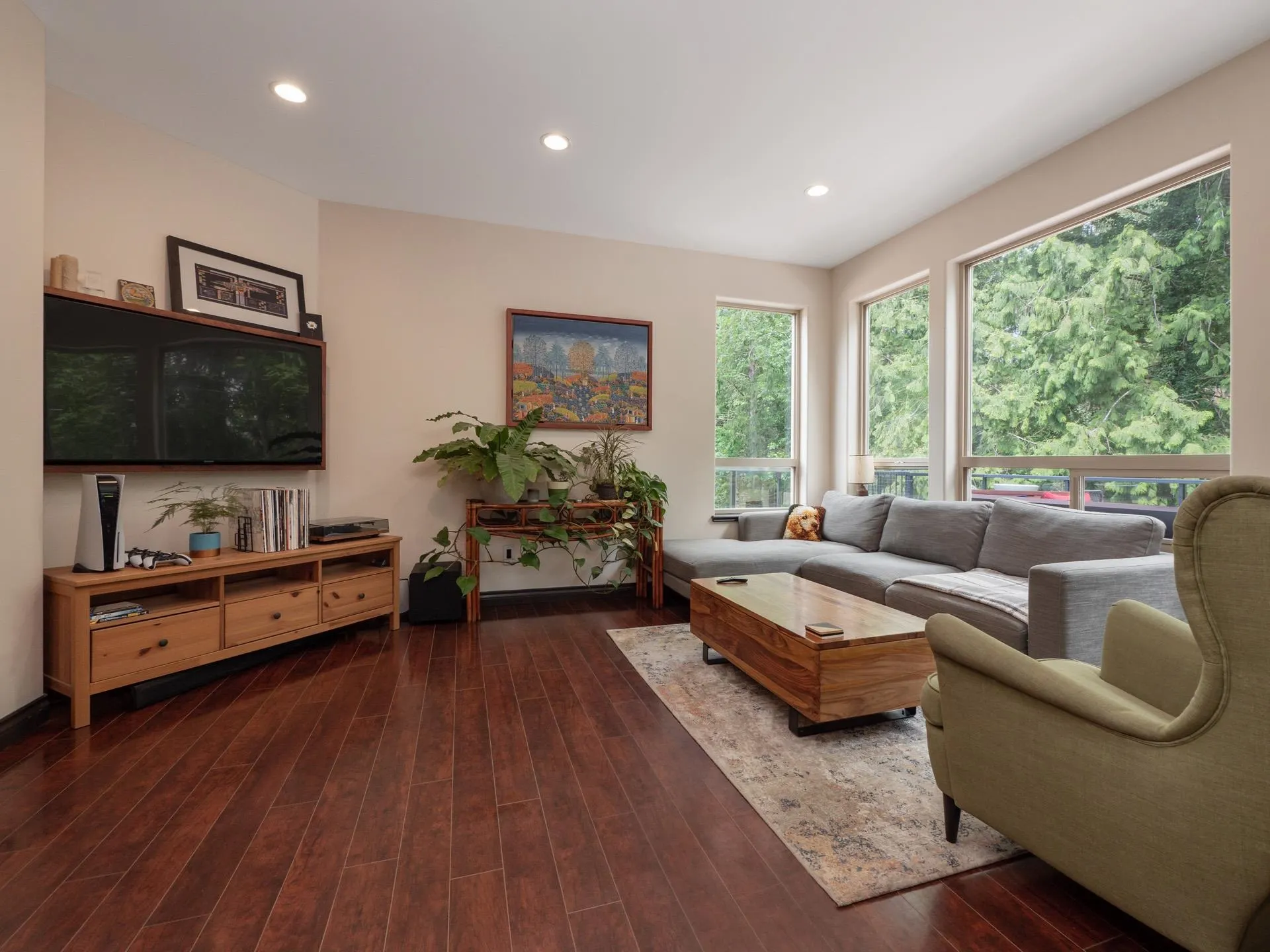 5836 Marine Way