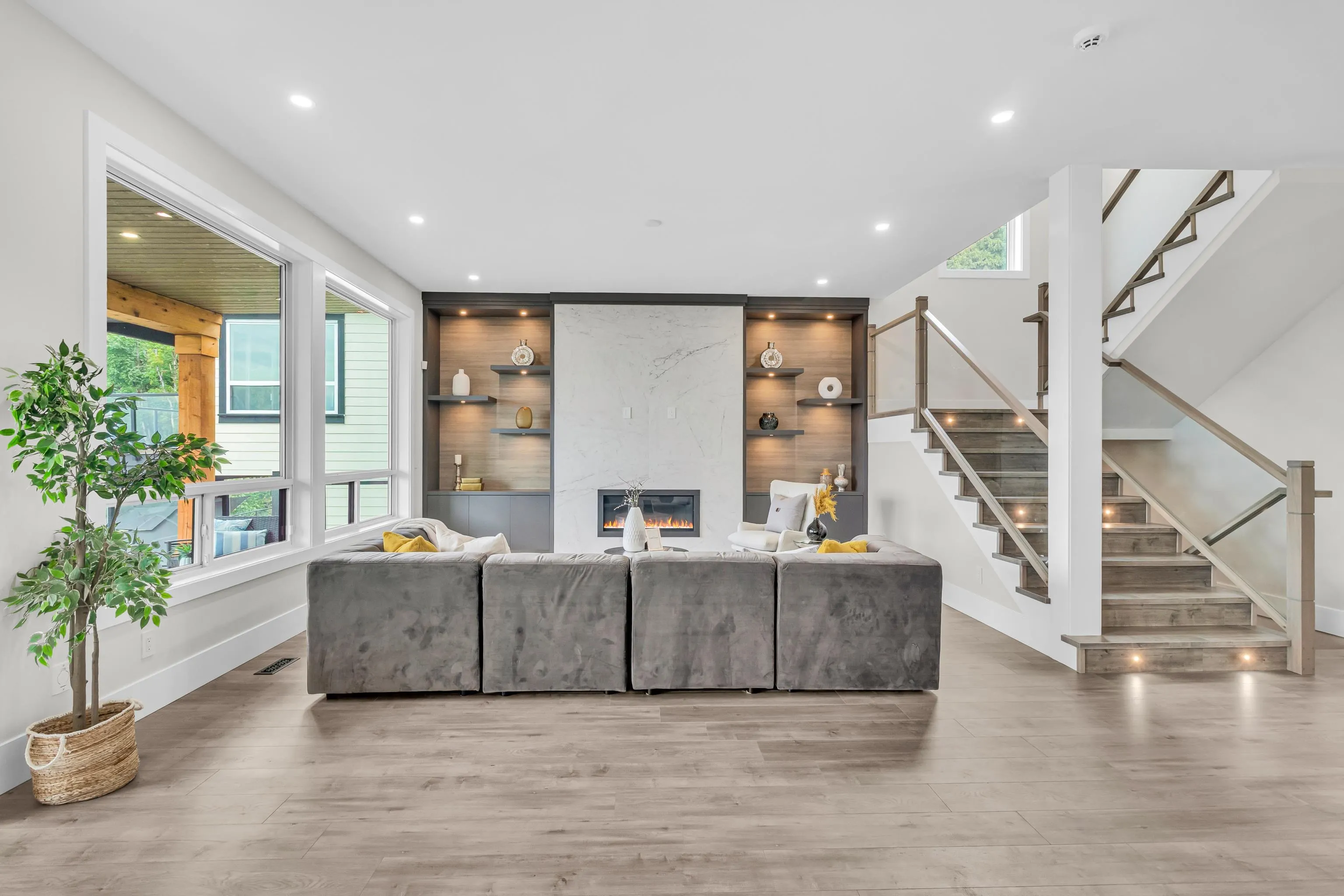51193 Charlotte Place