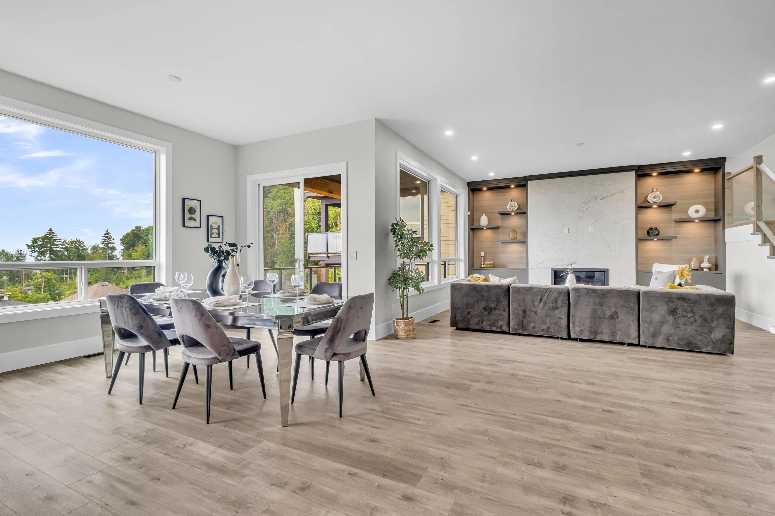 51193 Charlotte Place