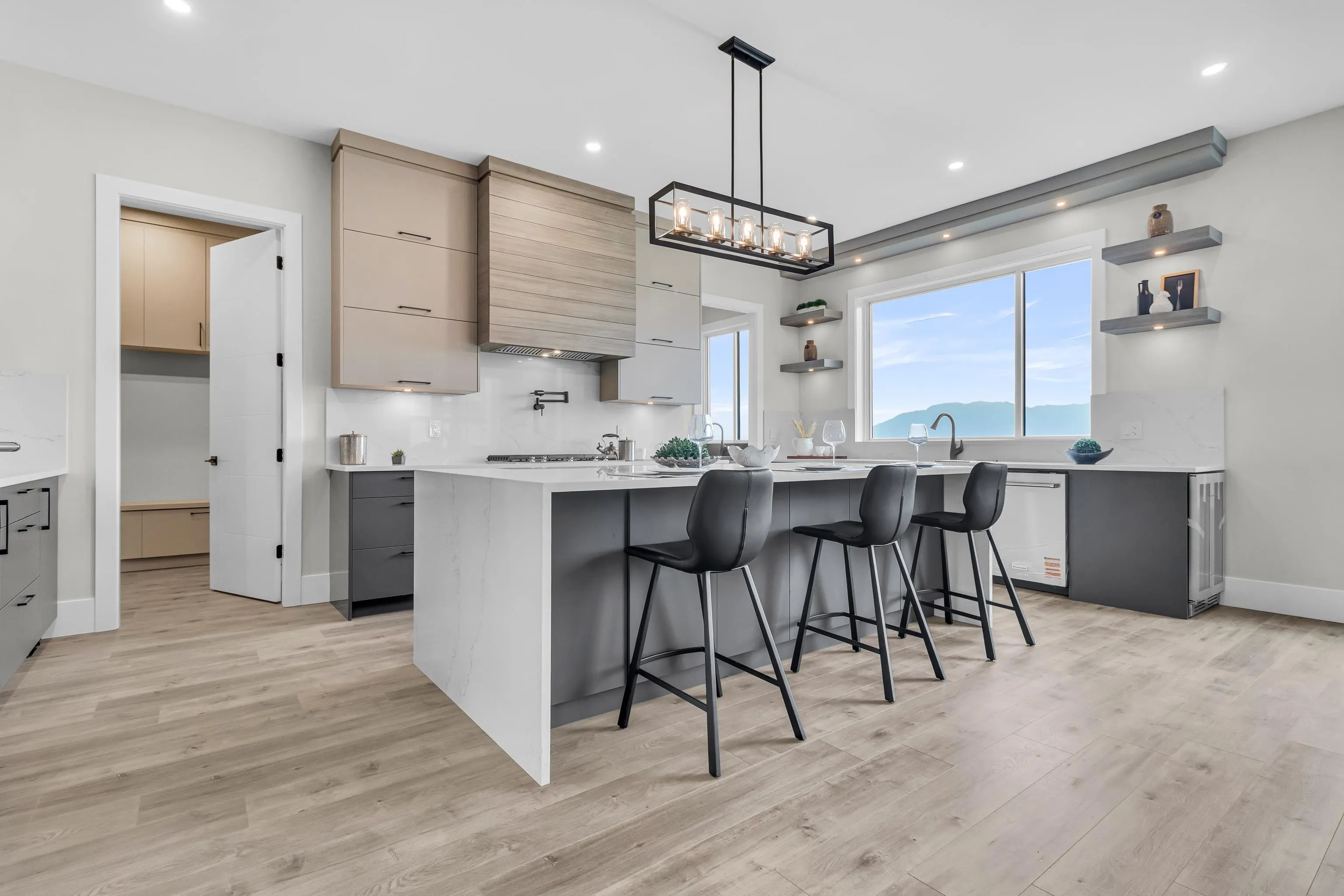 51193 Charlotte Place