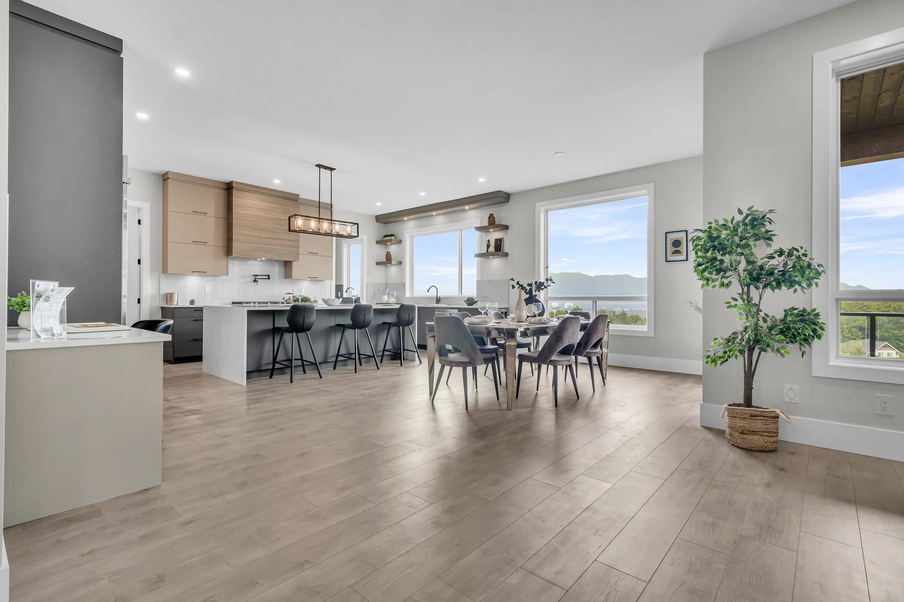 51193 Charlotte Place