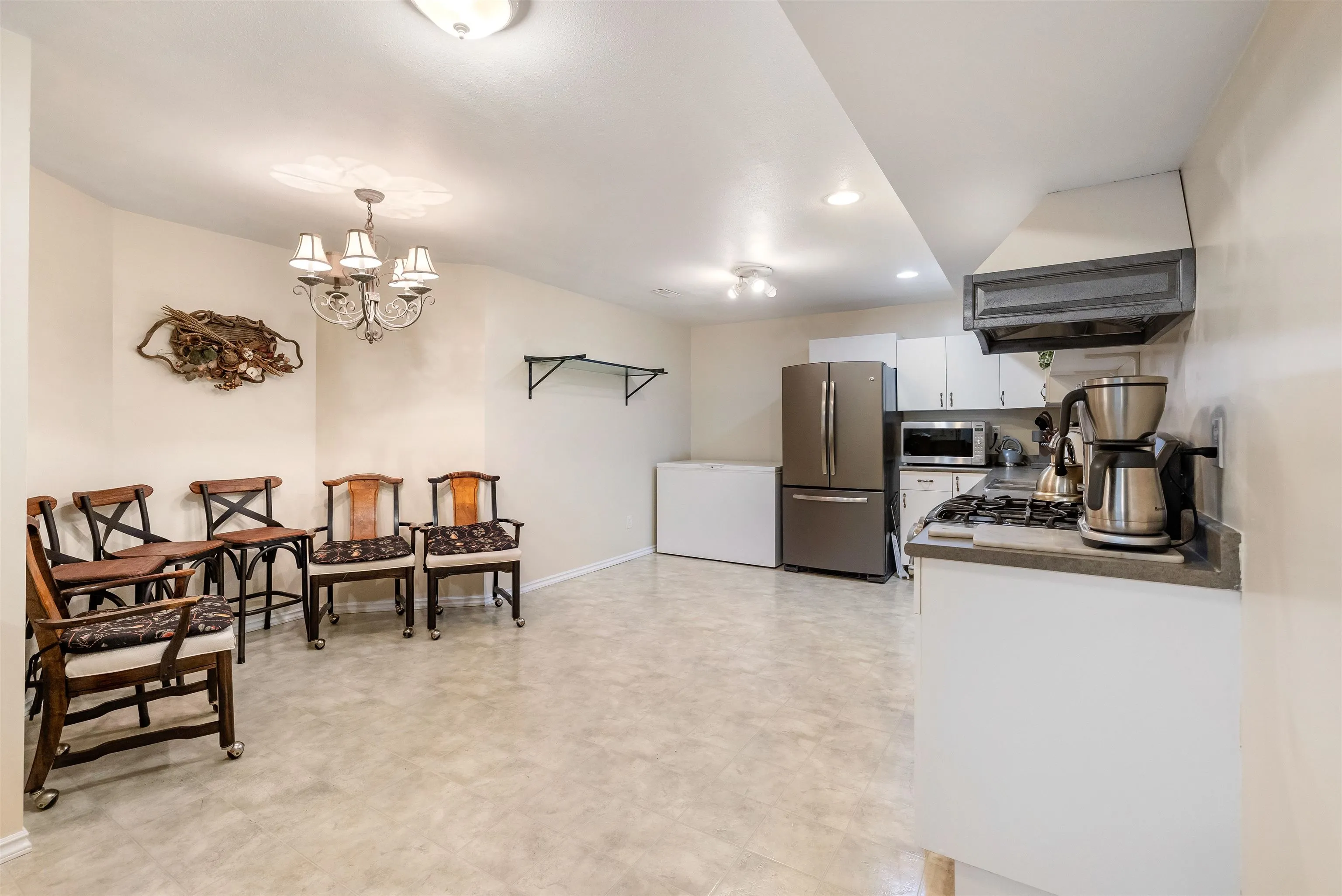 32788 Chilcotin Drive