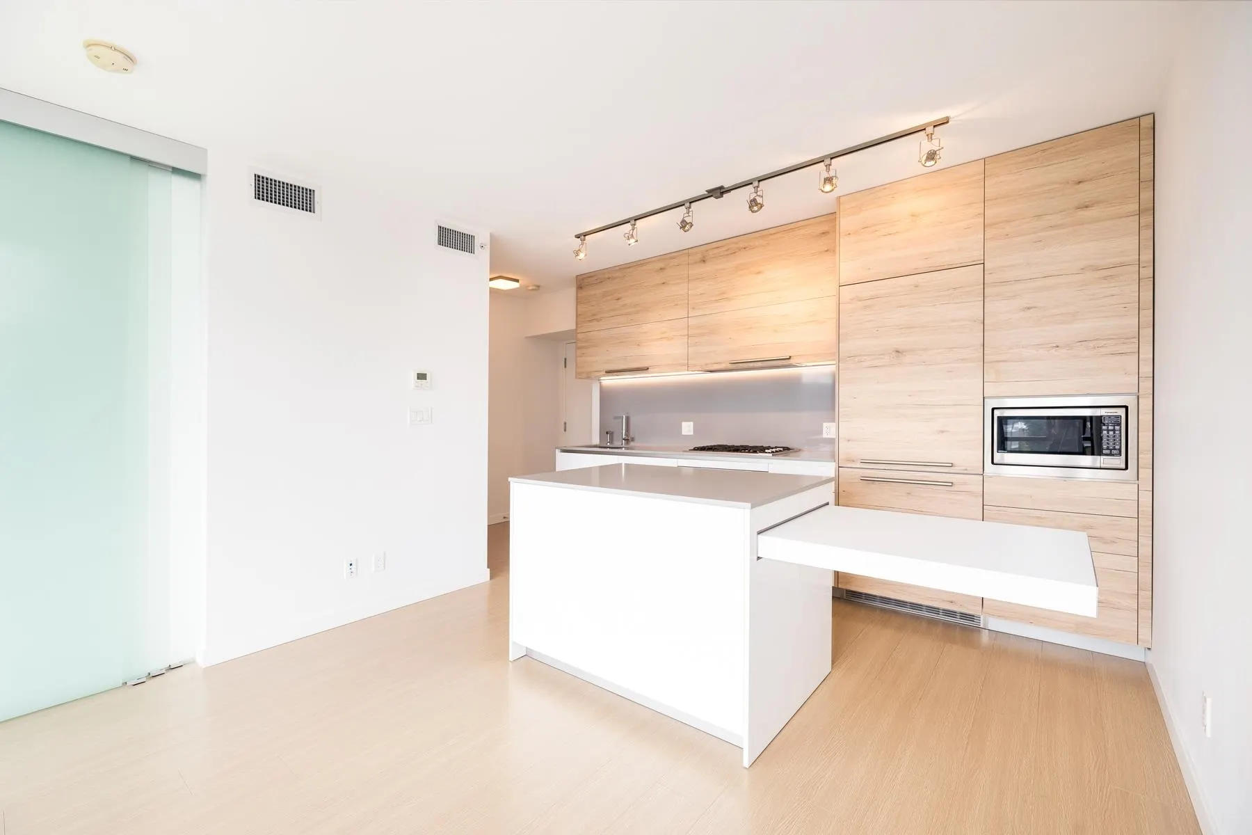 705 2378 Alpha Avenue