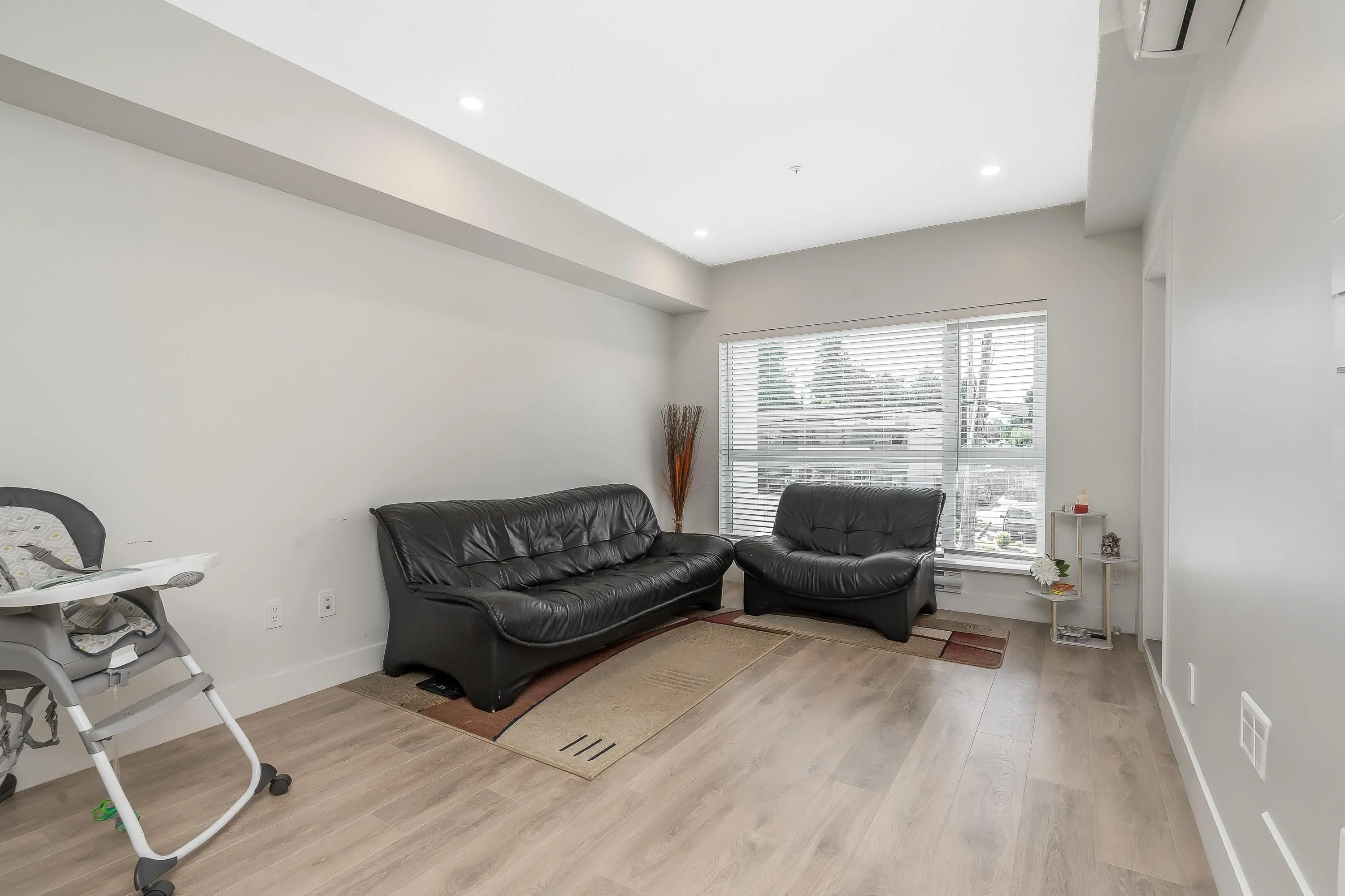 206 8496 120 Street