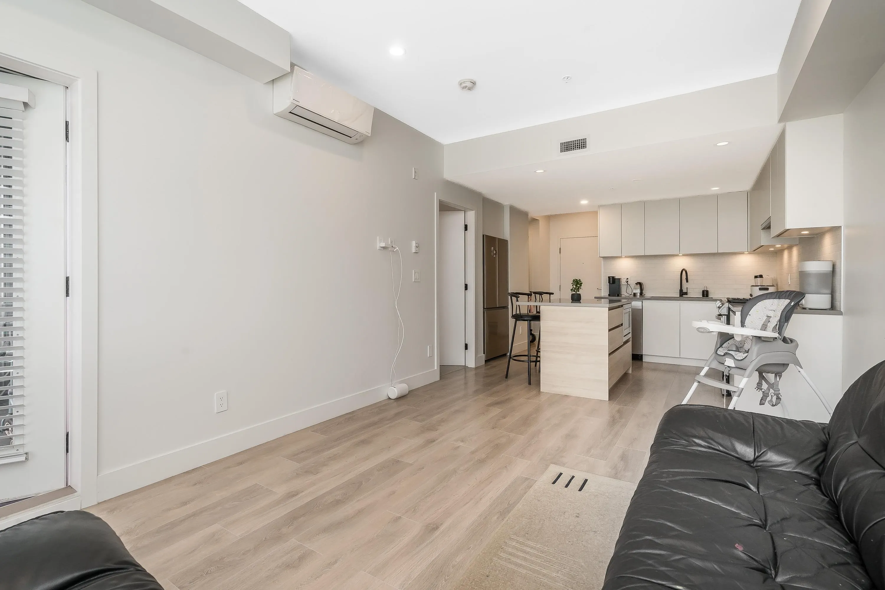 206 8496 120 Street