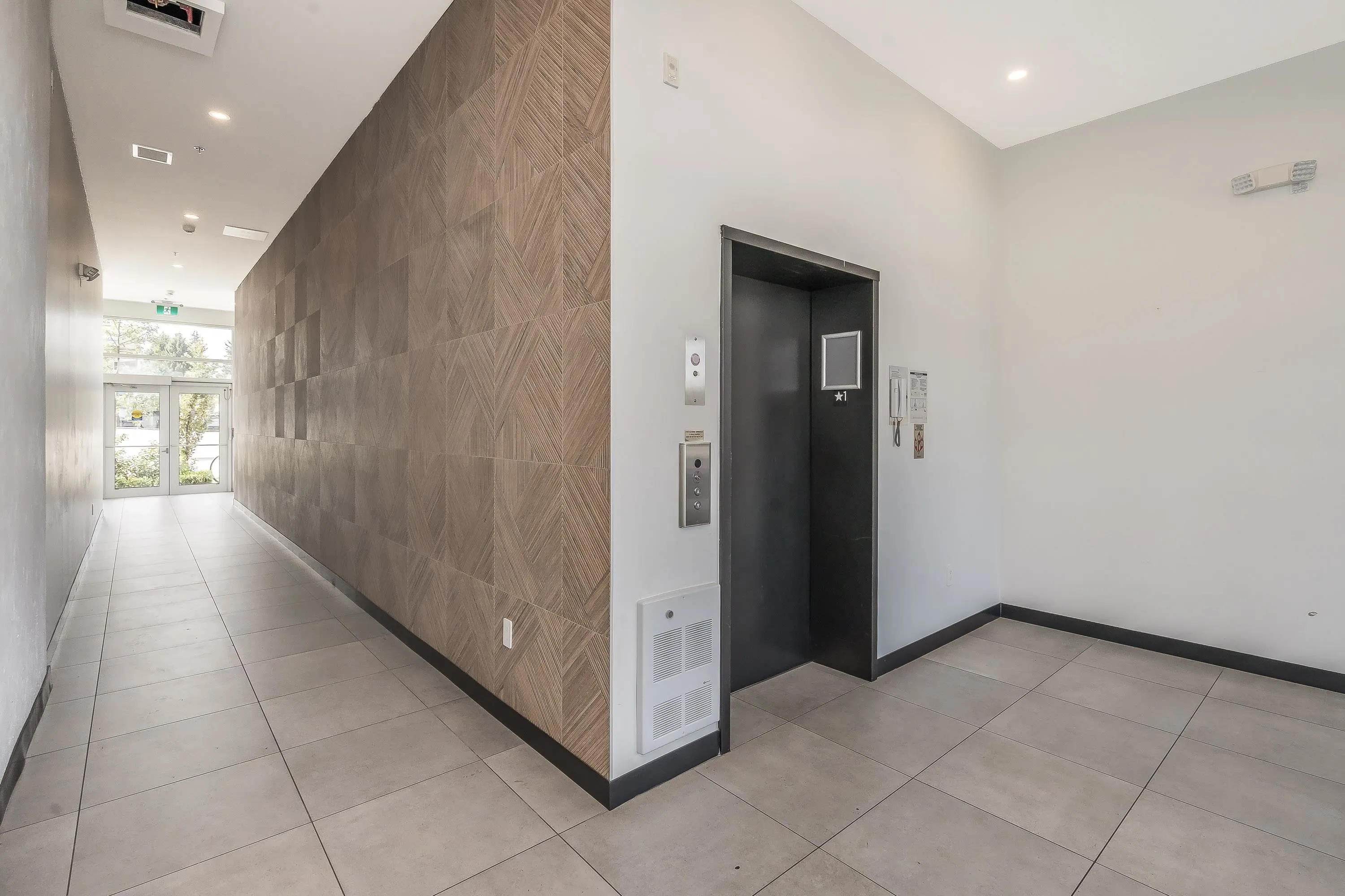 206 8496 120 Street