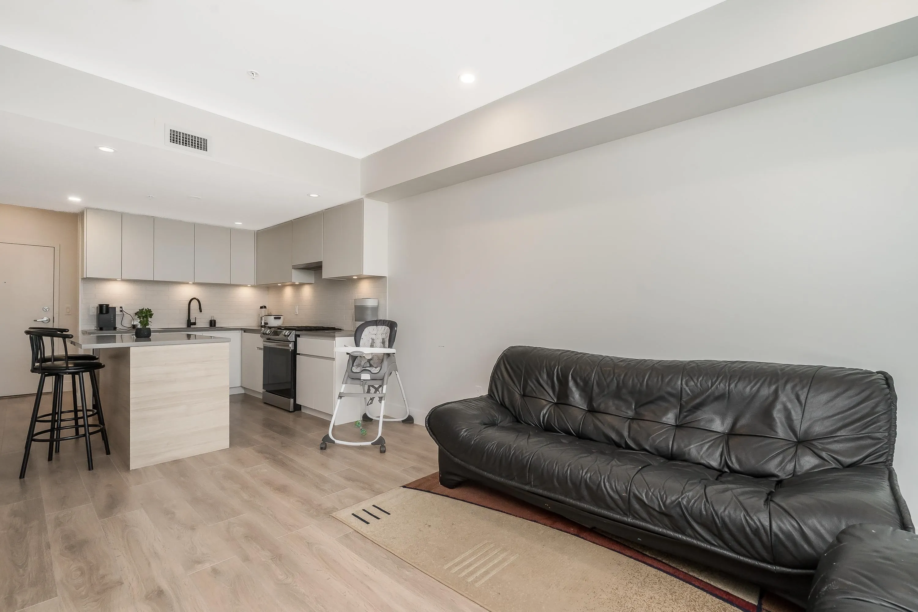 206 8496 120 Street