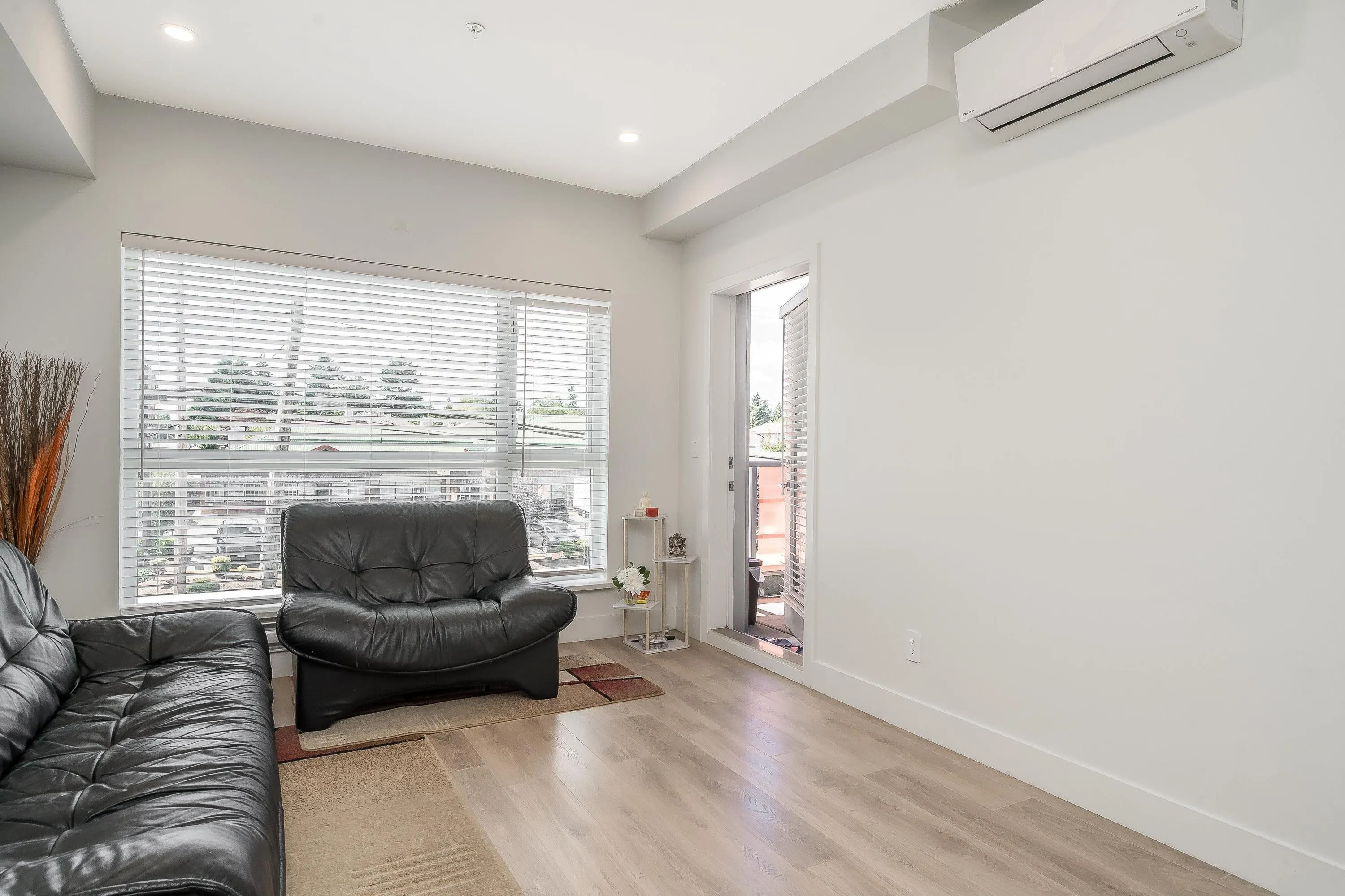 206 8496 120 Street