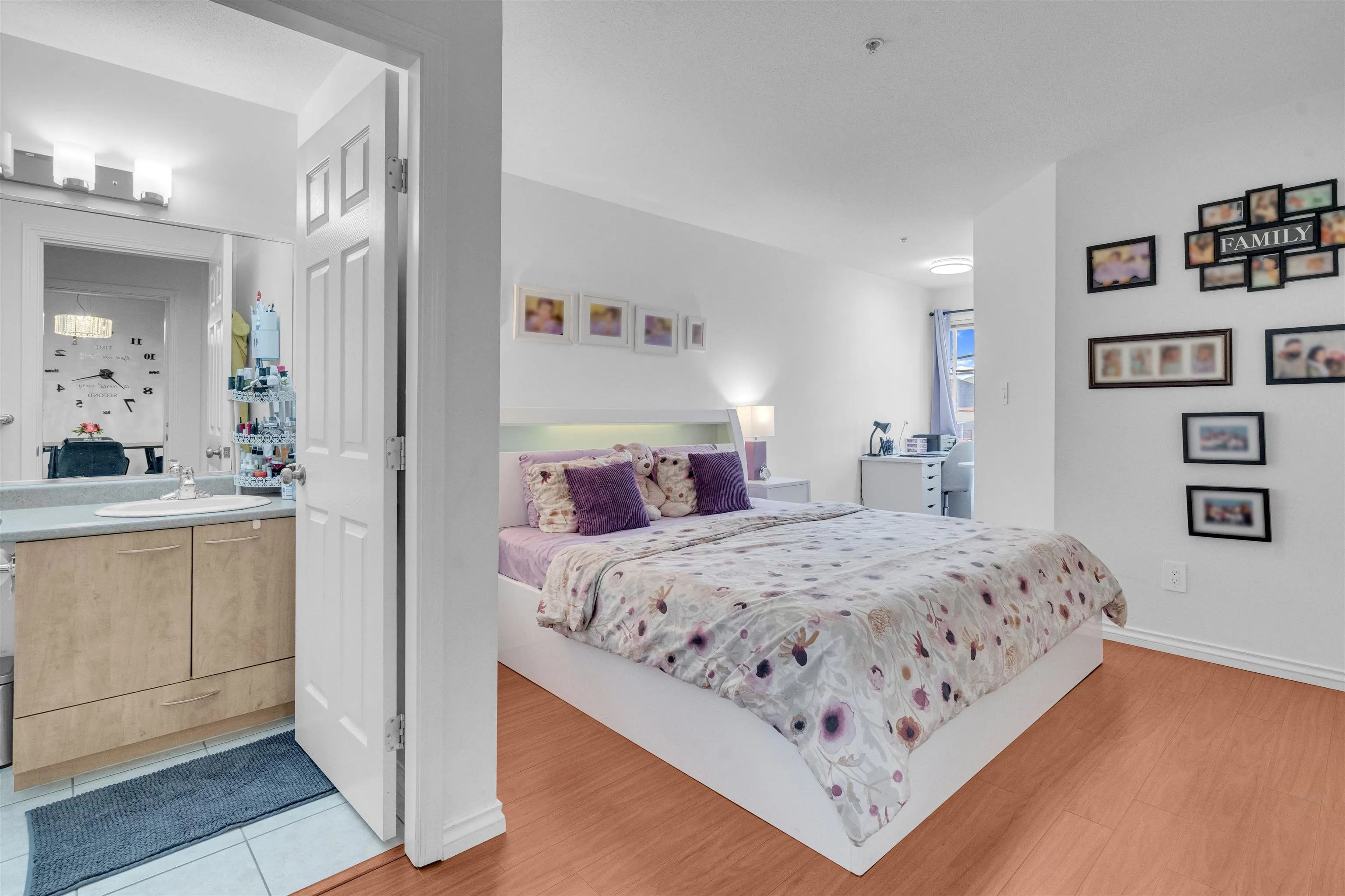 102 2973 Kingsway