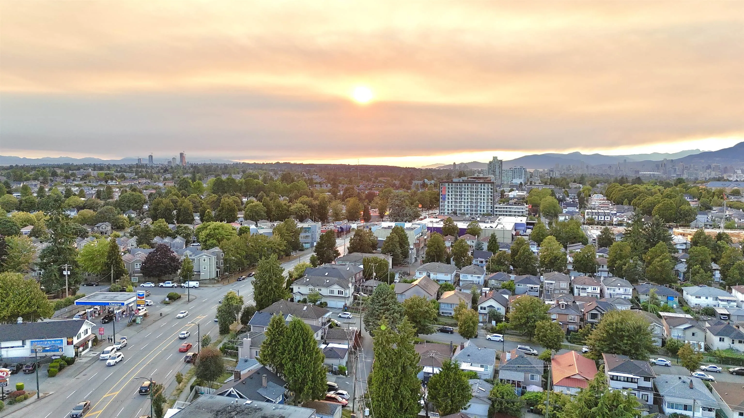 102 2973 Kingsway