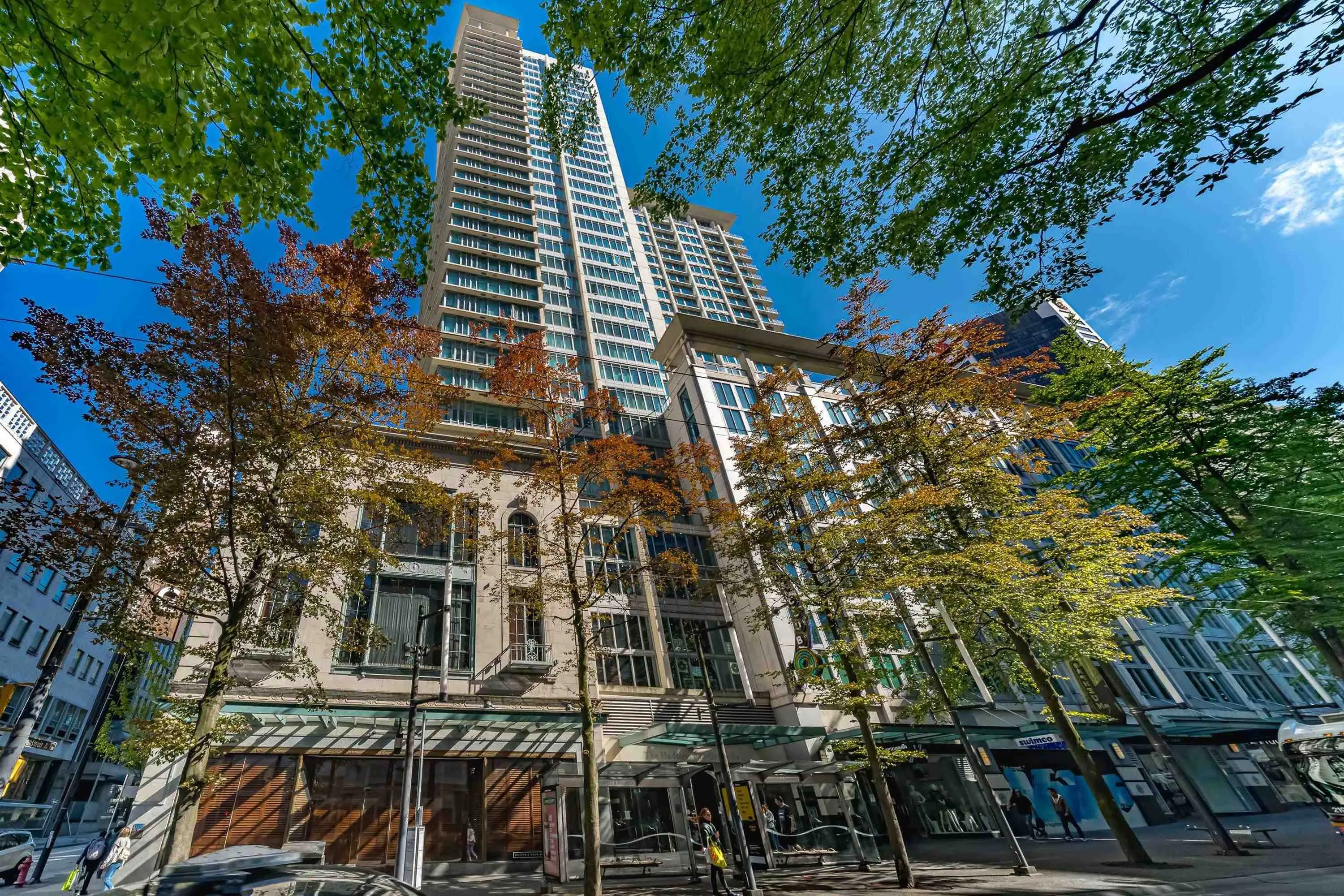 1311 610 Granville Street