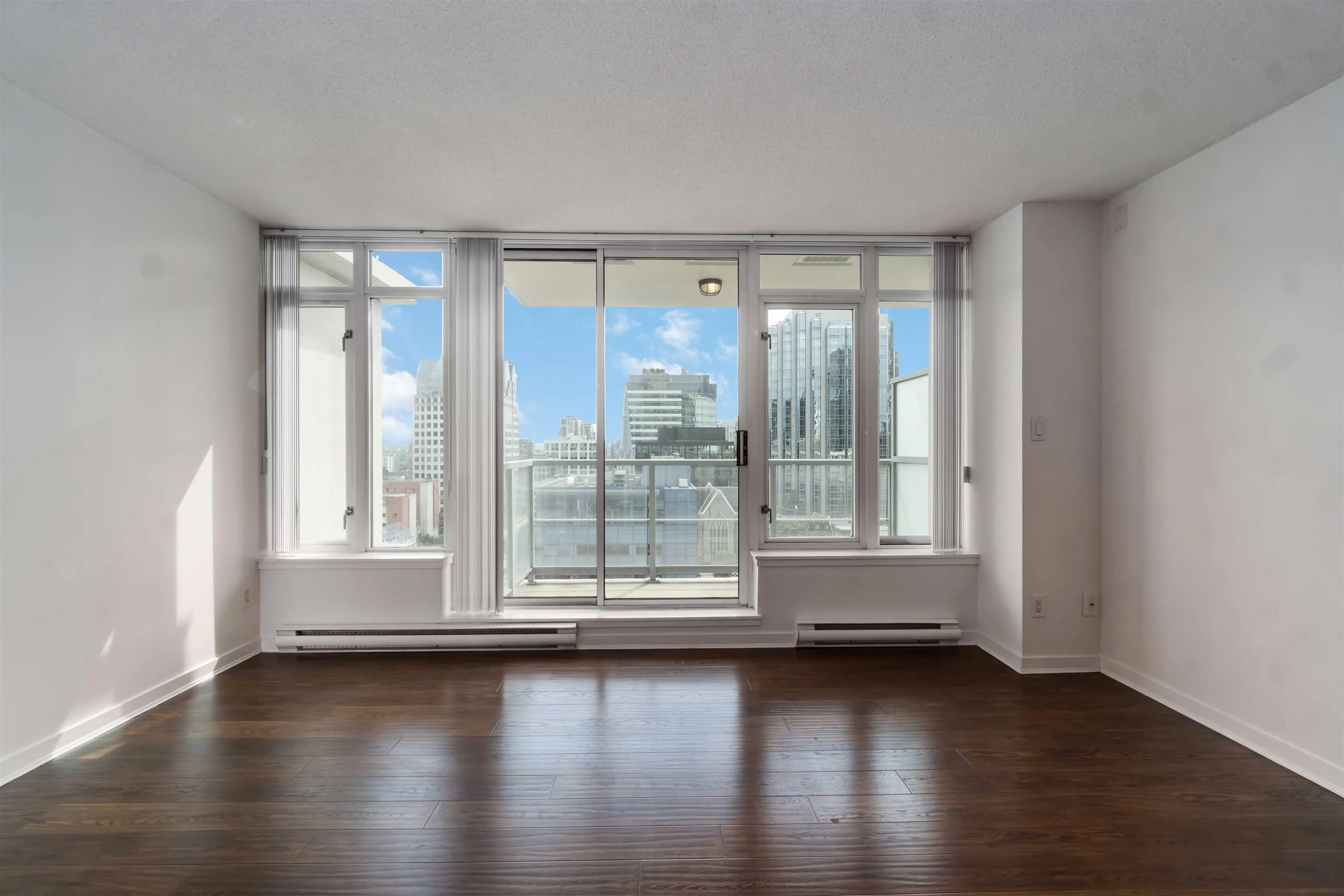 1311 610 Granville Street