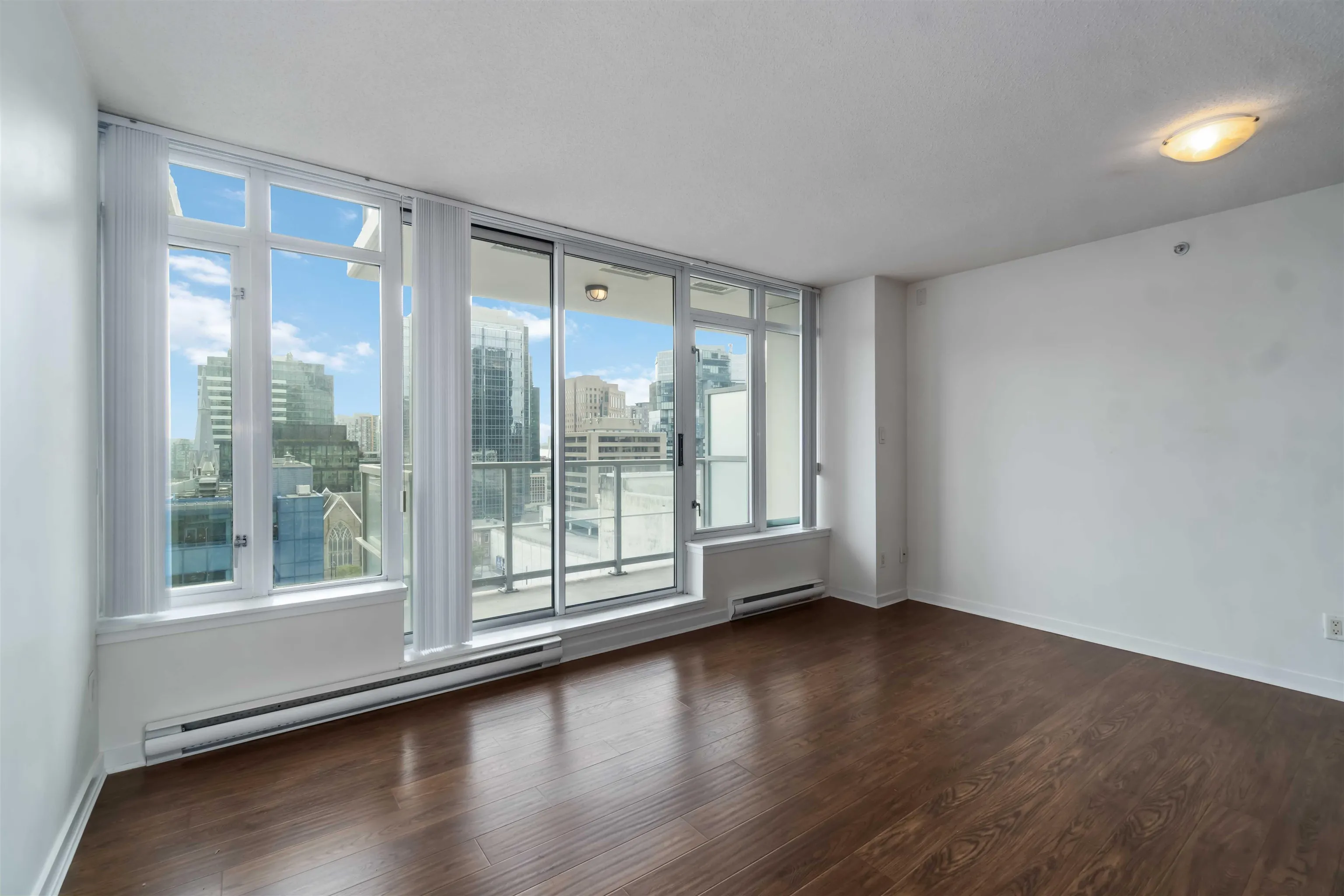 1311 610 Granville Street