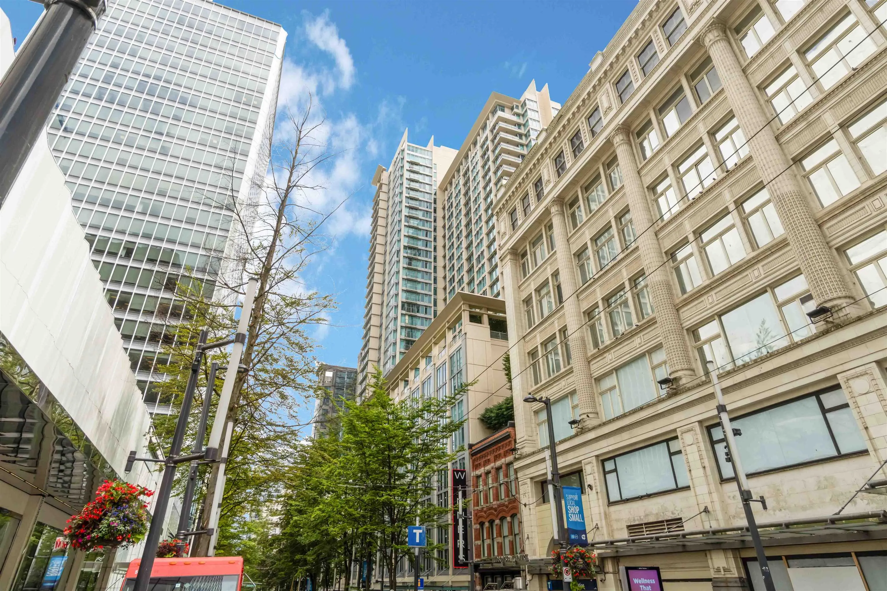 1311 610 Granville Street