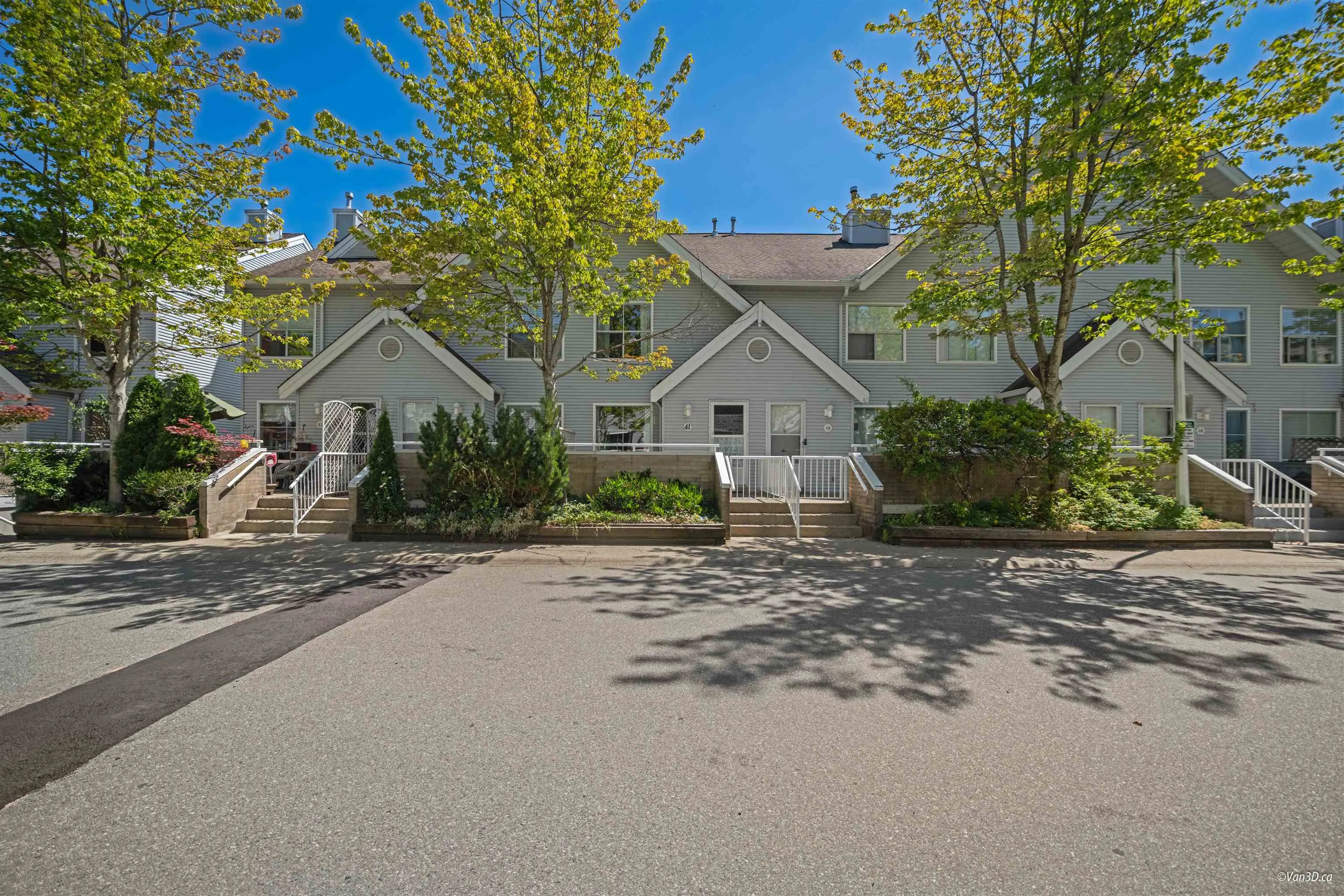 41 13706 74 Avenue