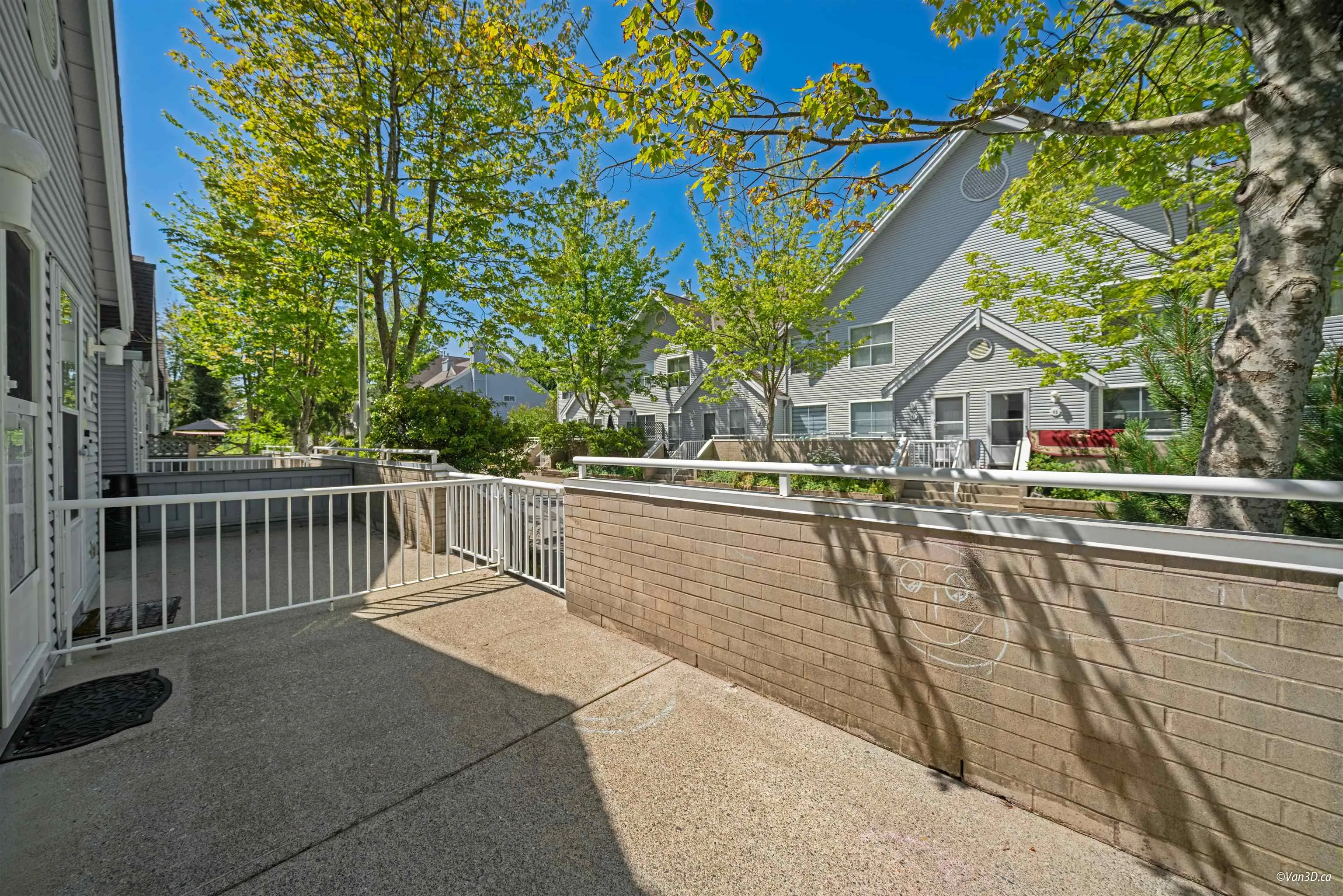 41 13706 74 Avenue