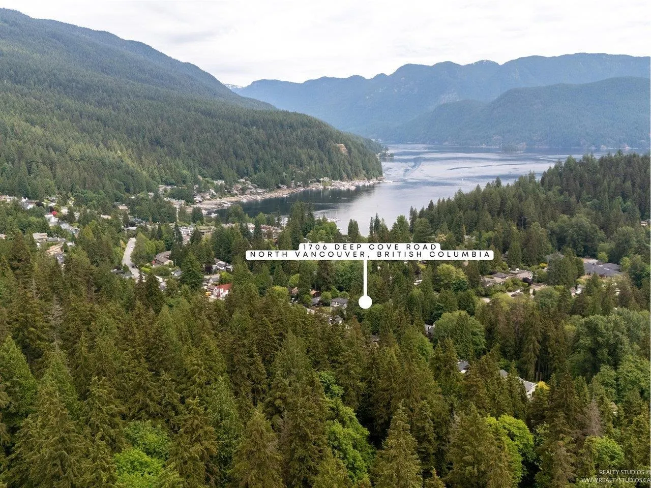 1706 Deep Cove Road