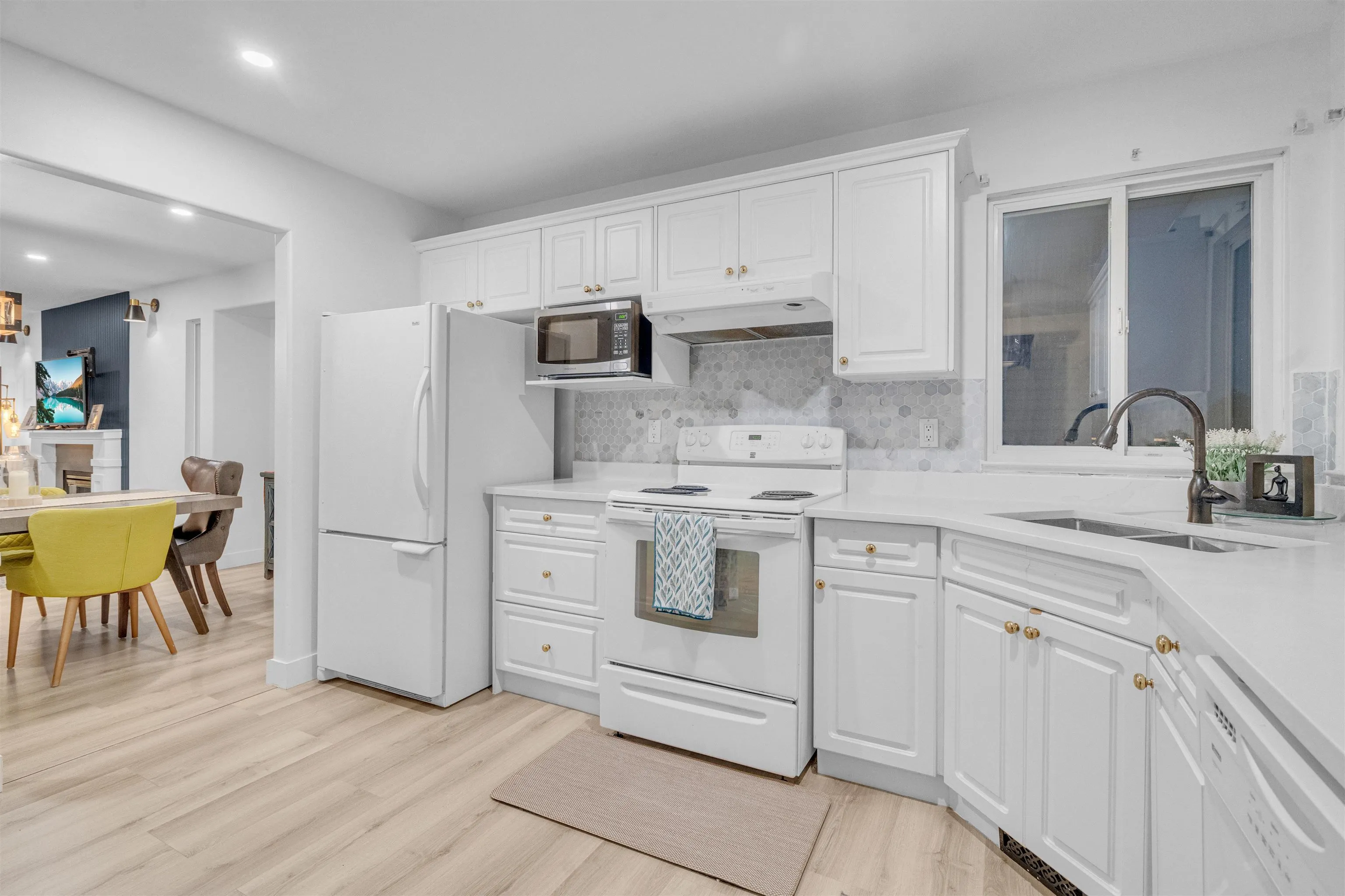 23829 Kanaka Way