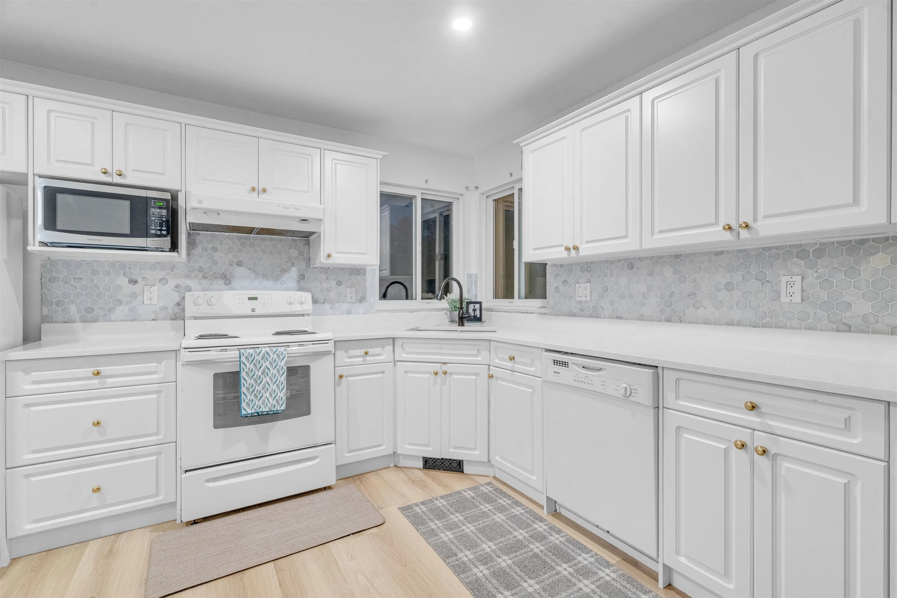 23829 Kanaka Way