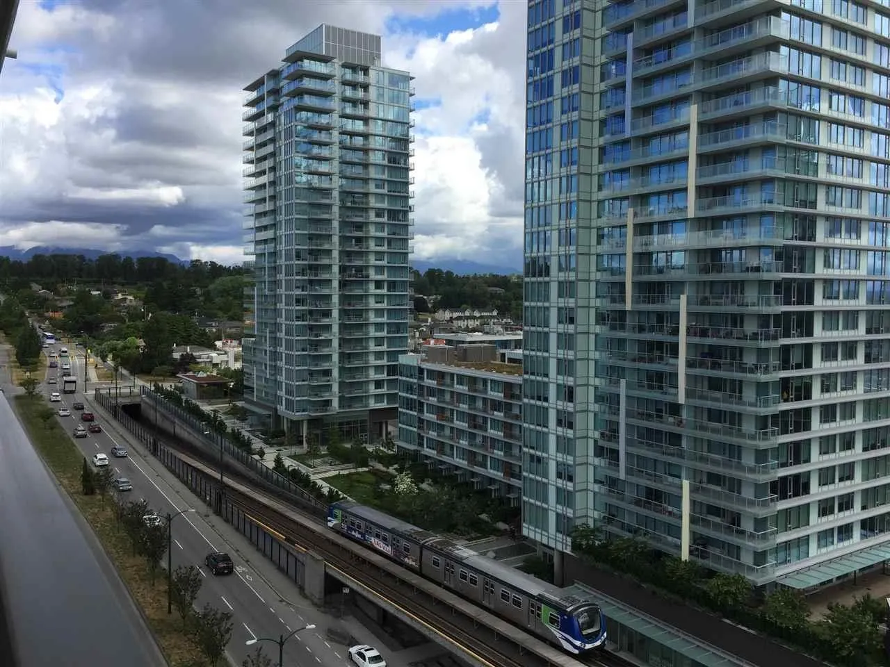 2006 8189 Cambie Street