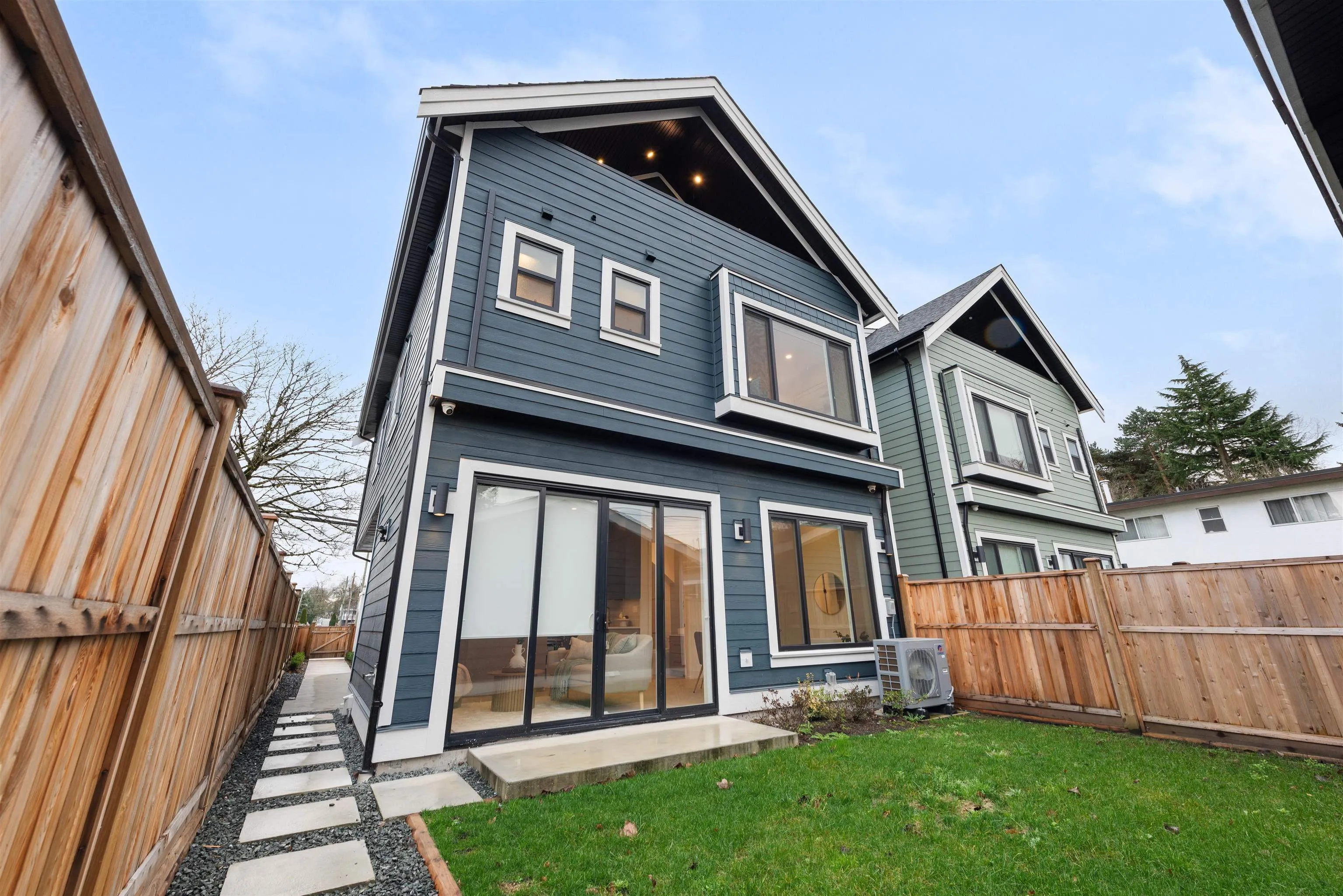 3349 Kaslo Street