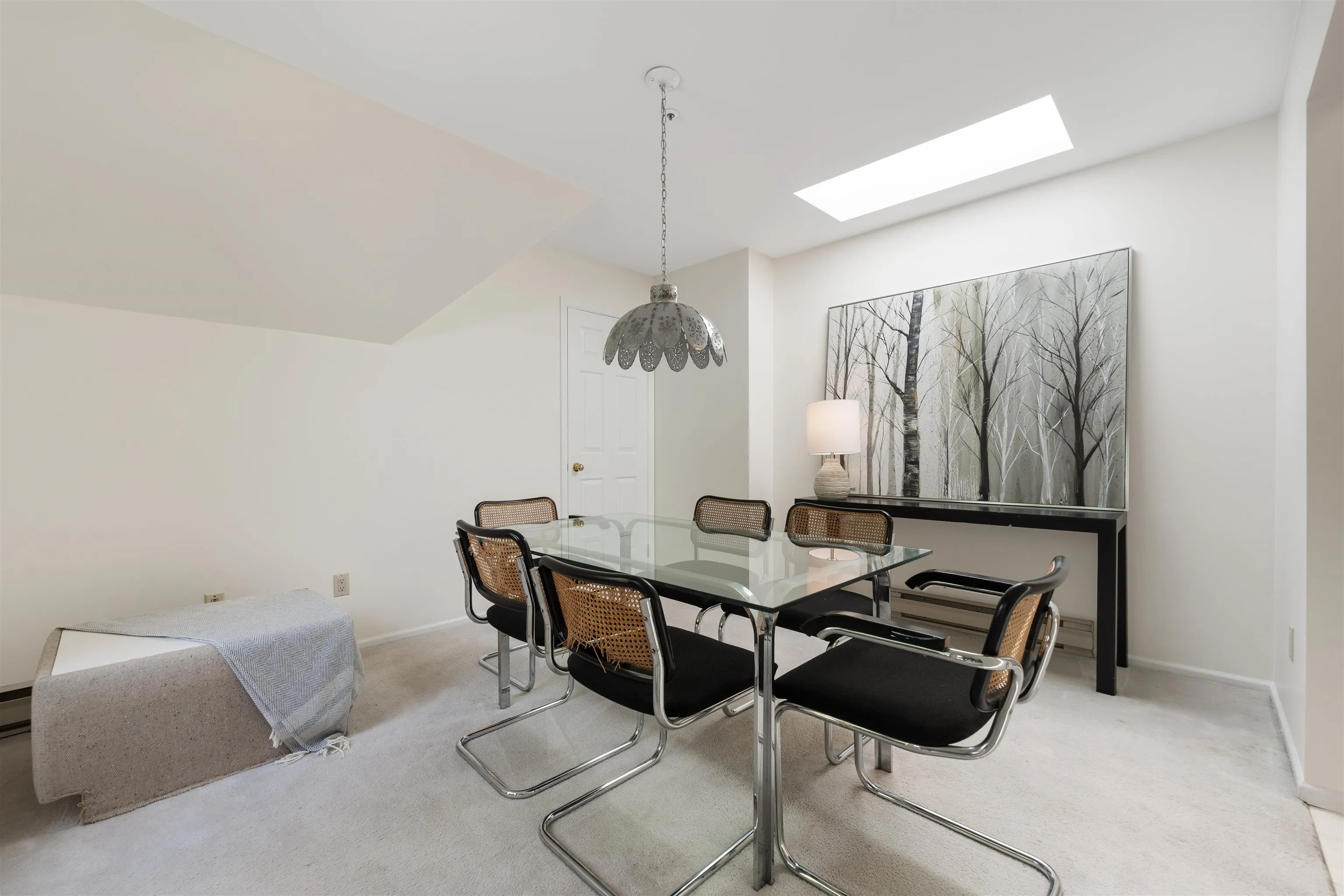 E403 628 W 12th Avenue