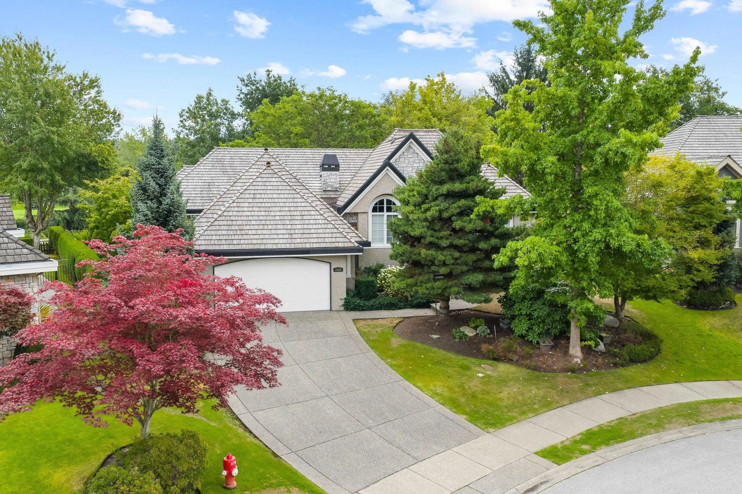 3388 Canterbury Drive