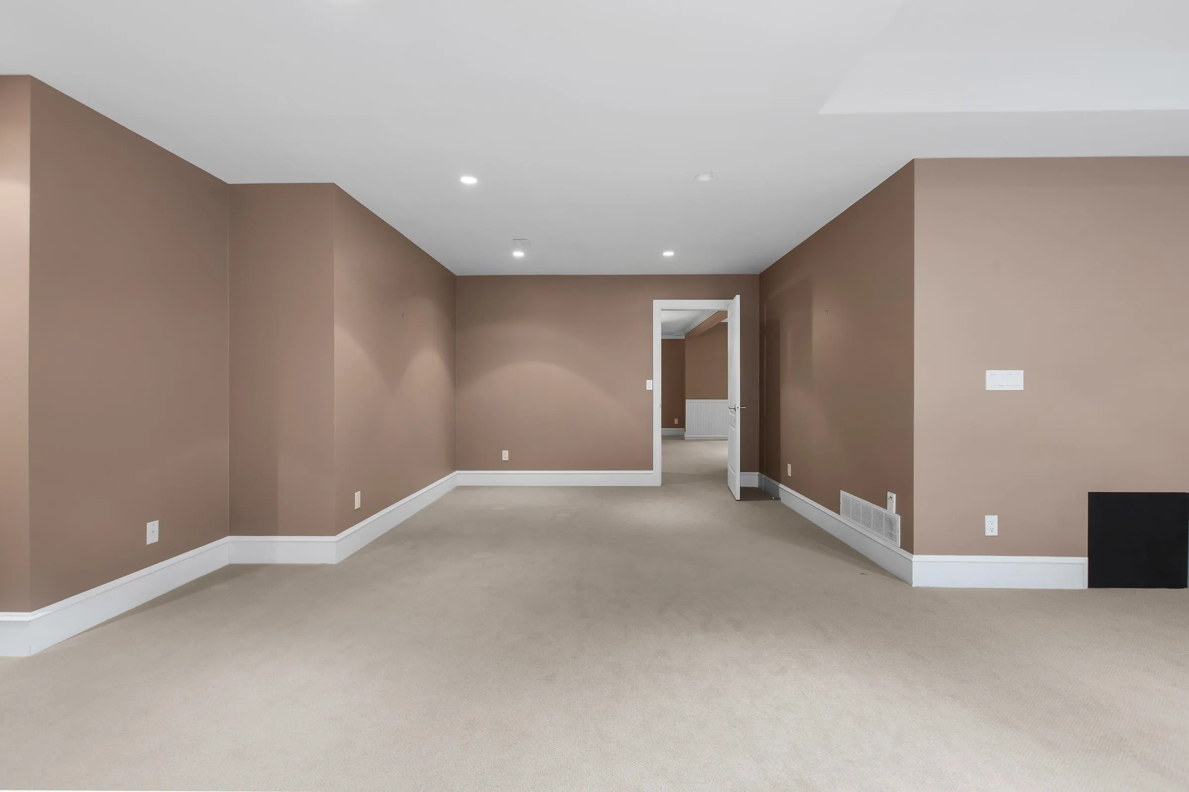 3388 Canterbury Drive