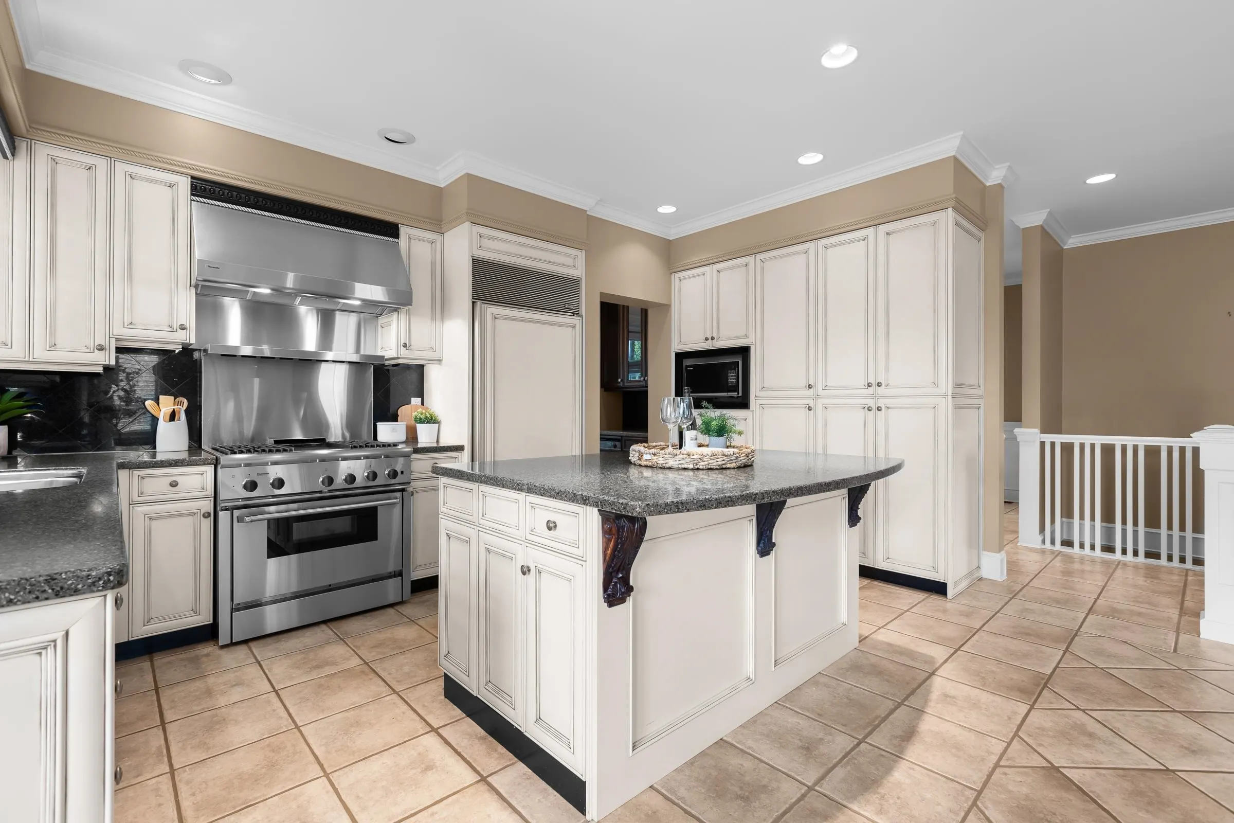 3388 Canterbury Drive