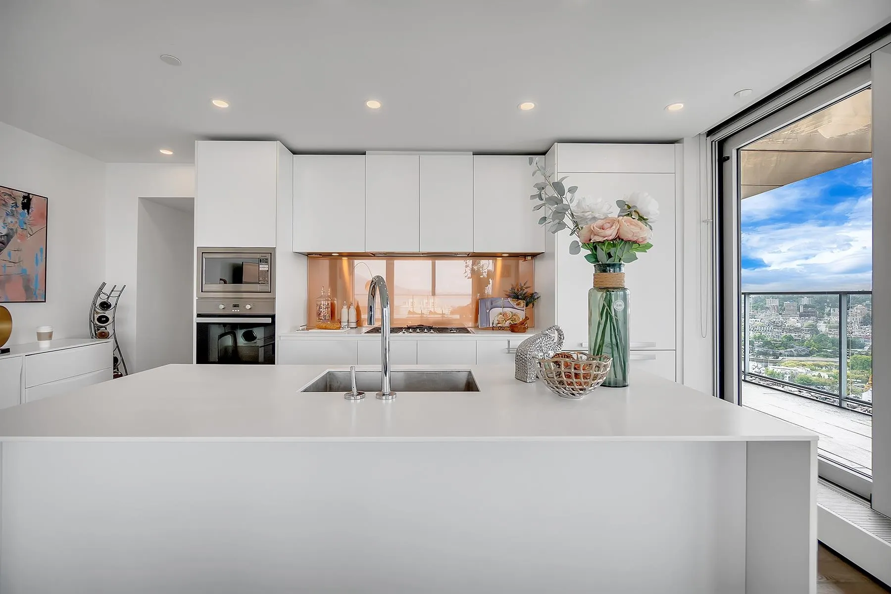 3602 1480 Howe Street