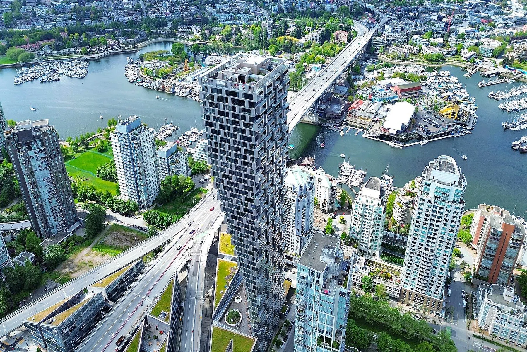 3602 1480 Howe Street