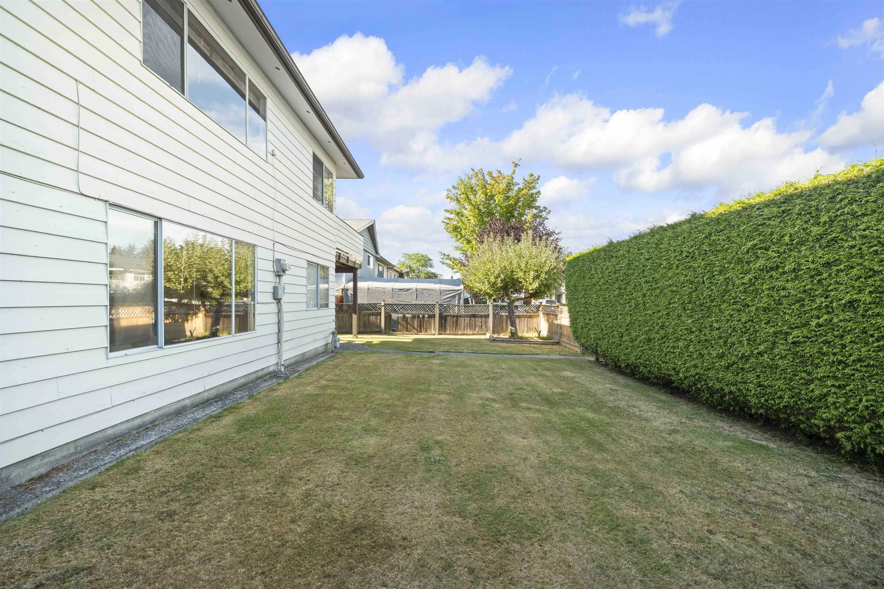 8431 Rosebank Crescent