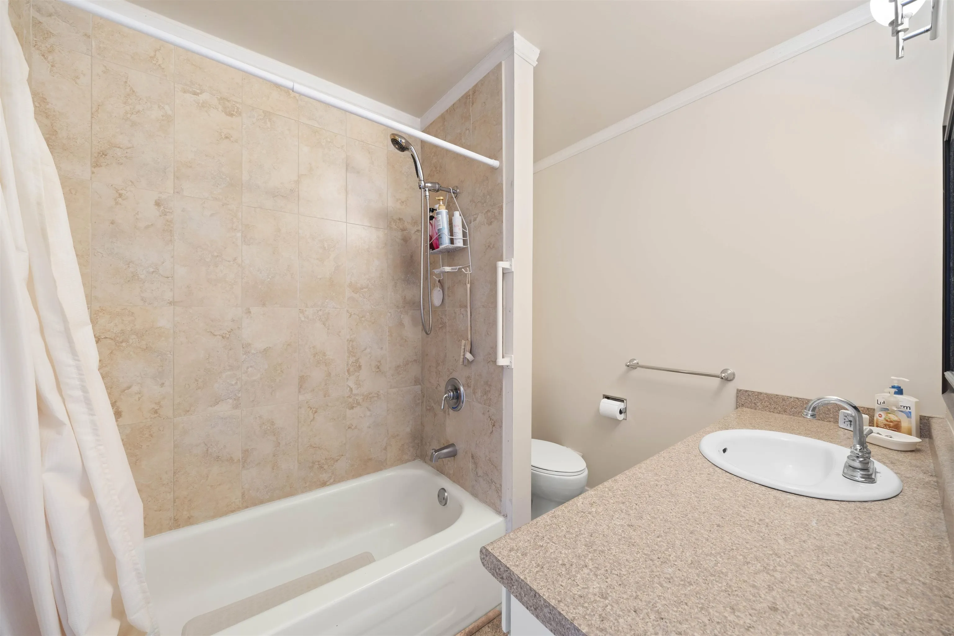 8431 Rosebank Crescent