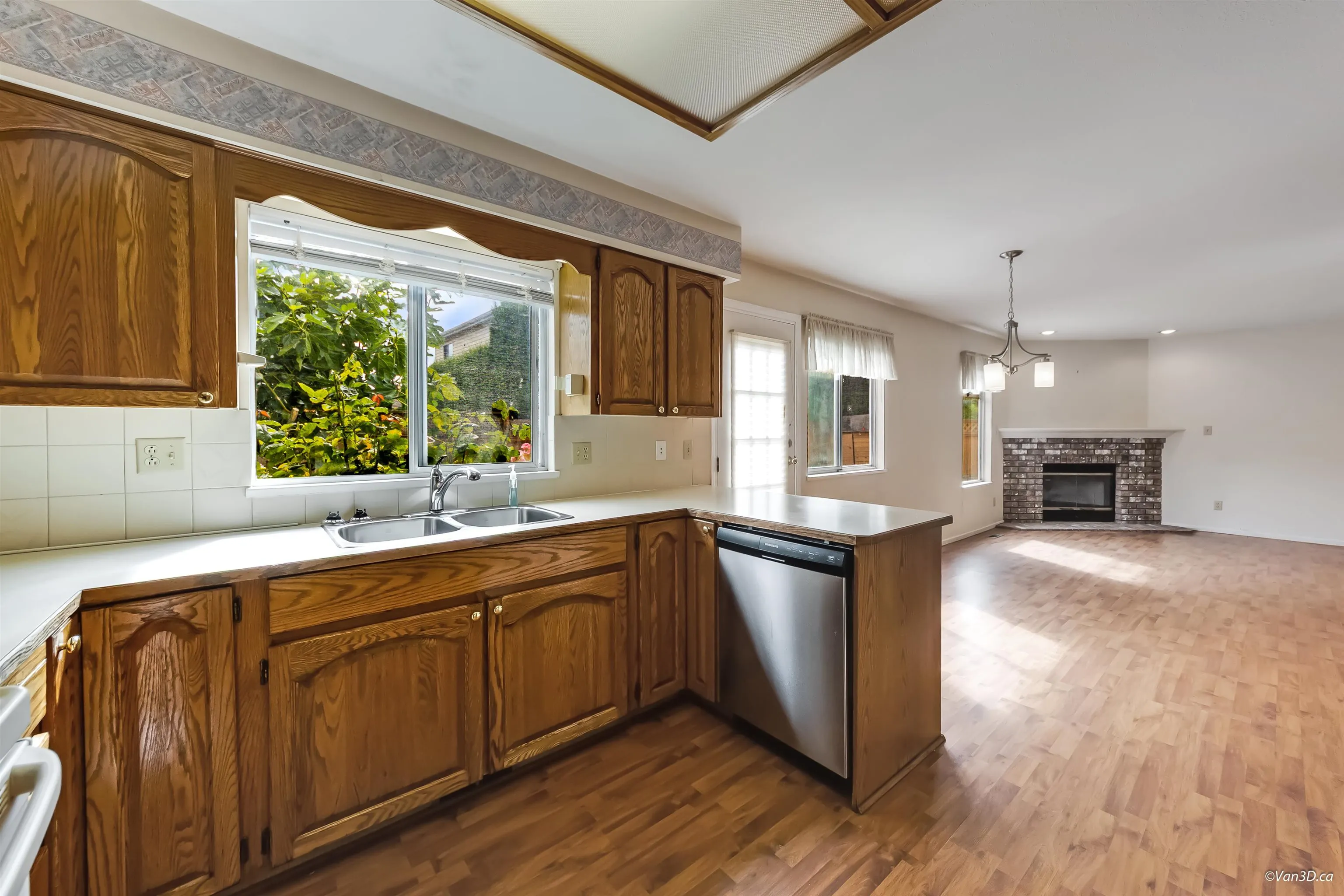 5019 Linden Drive