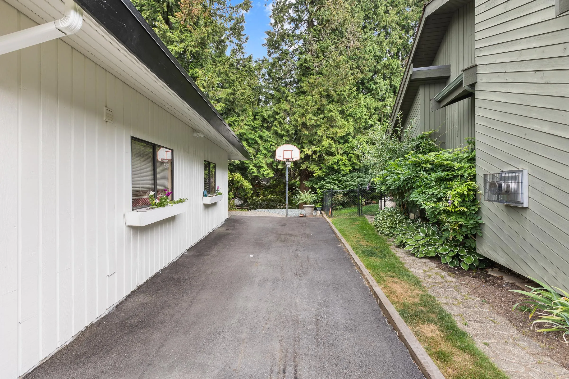 34869 Everett Drive