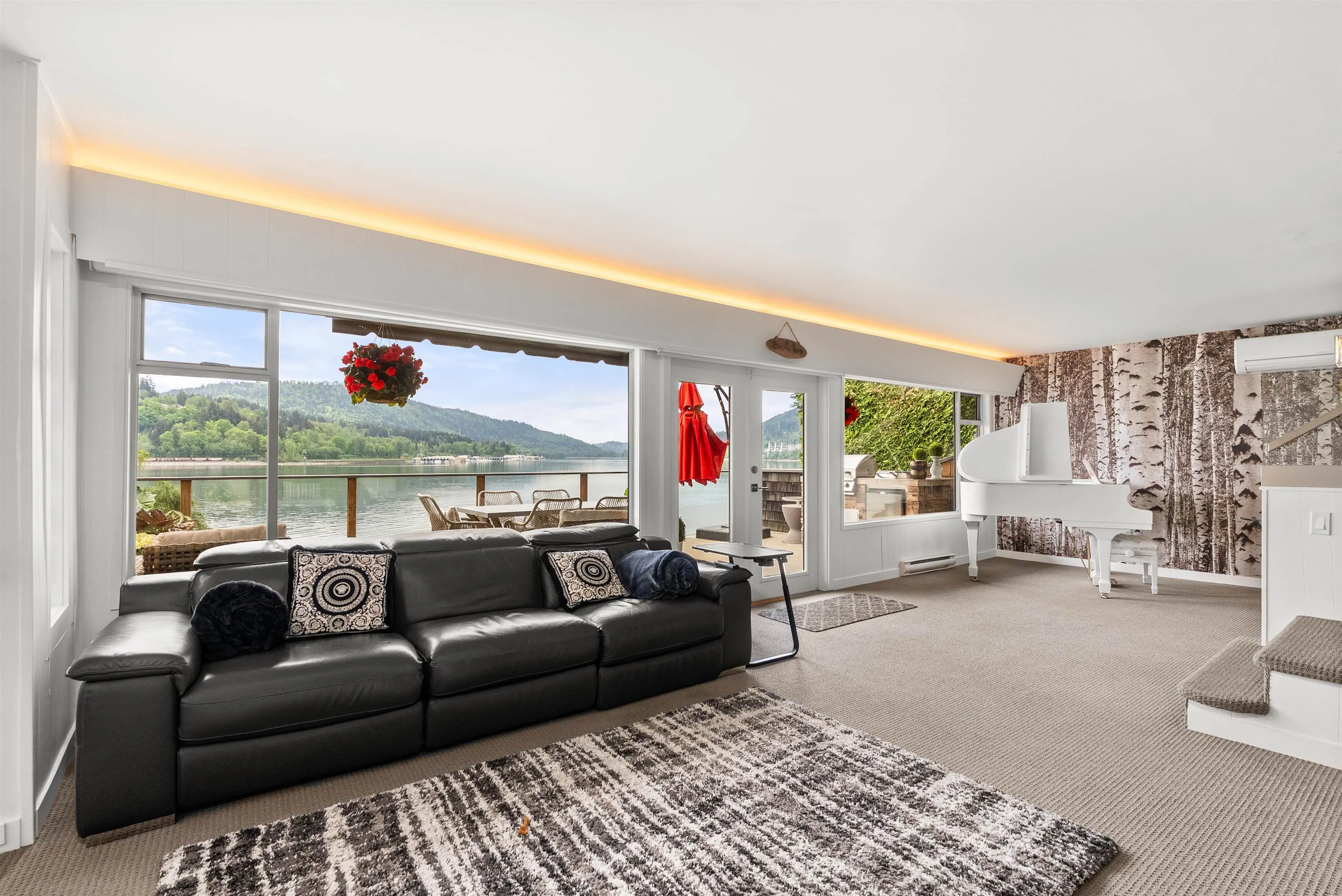 1188 Alderside Road